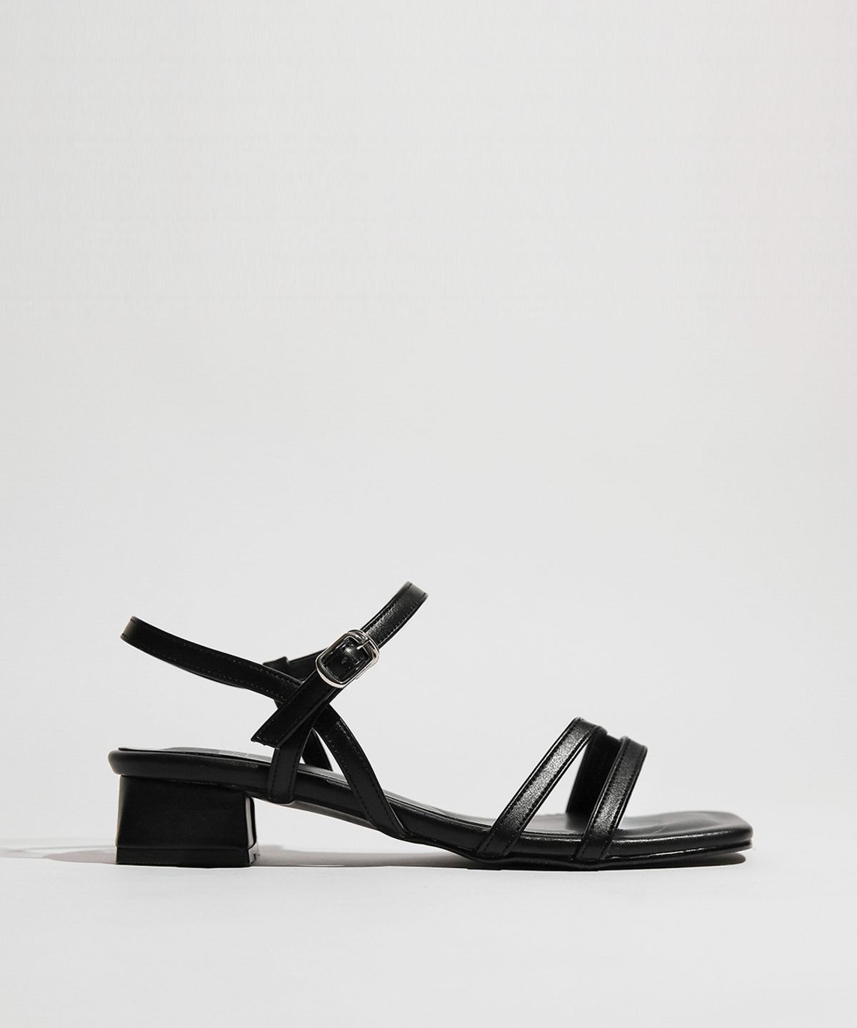 로제니크(ROSENICK) 예니 앞투띠 버클 스트랩샌들 (3cm,5cm/4colors)