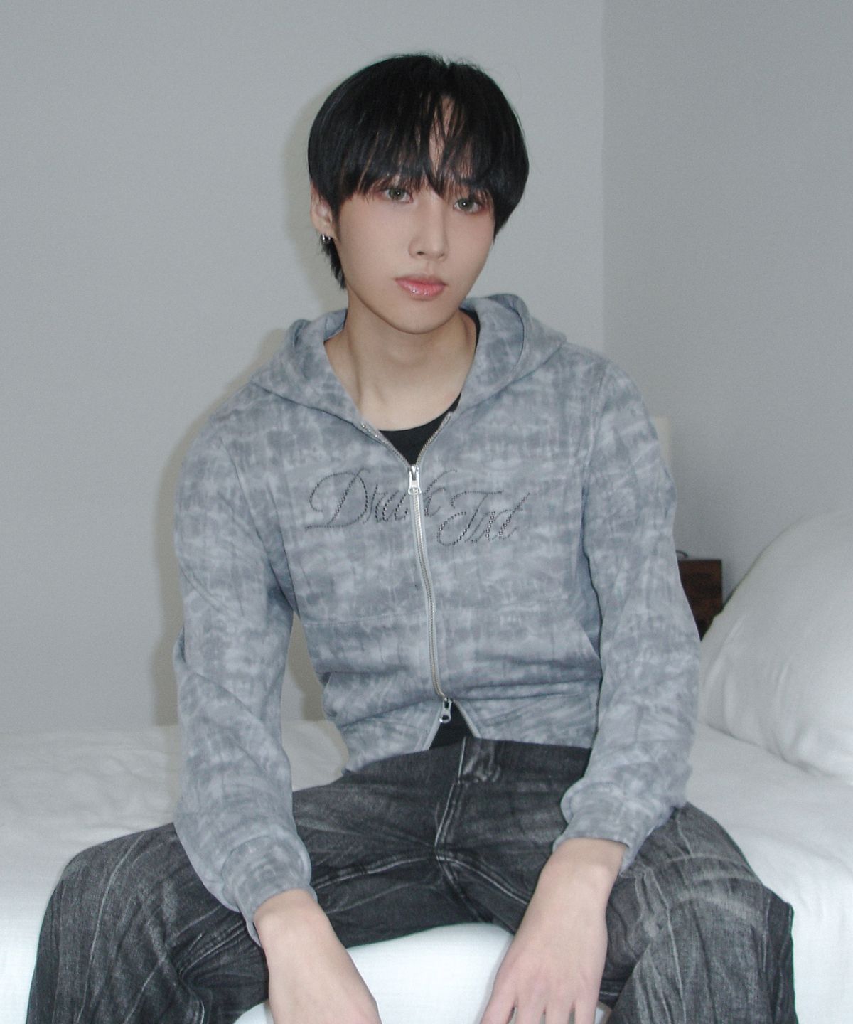 드렁크텍스트(DRUNKTXT) Hotfix Tie Dye Zip-Up Hoodie Charcoal