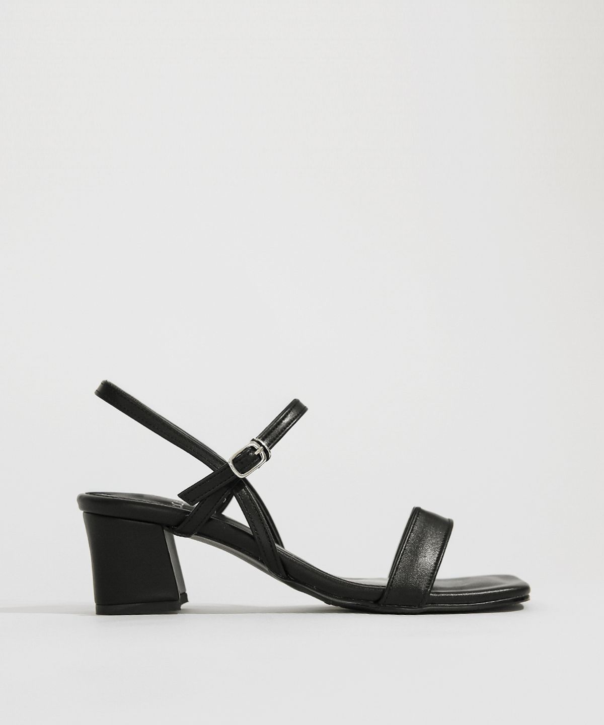 로제니크(ROSENICK) 제아네스 앞일선 버클 스트랩샌들 (3cm,5cm,7cm/4colors)