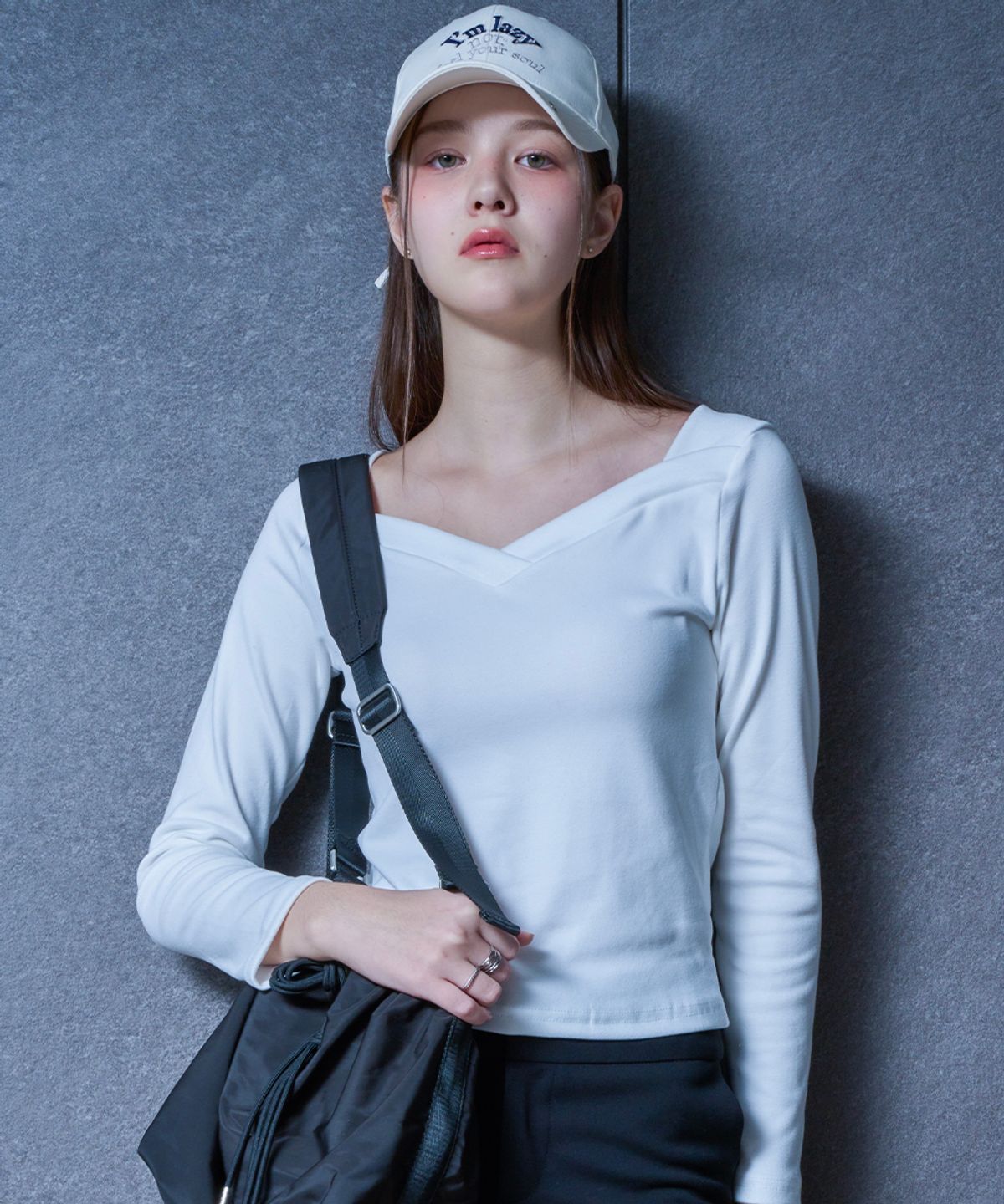 콜릿(KOLEAT) 베이직 순면 브이넥 무지 긴팔티셔츠 이너 [WHITE] KGL.