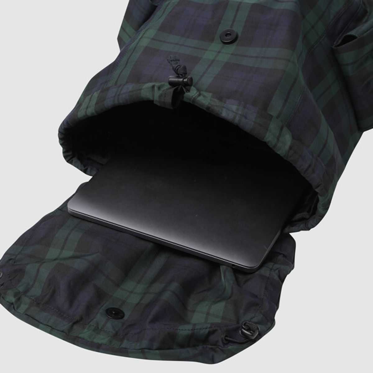 엄브로(UMBRO) 클라우드 백팩 (12L) 그린 패턴 UR122CBP23