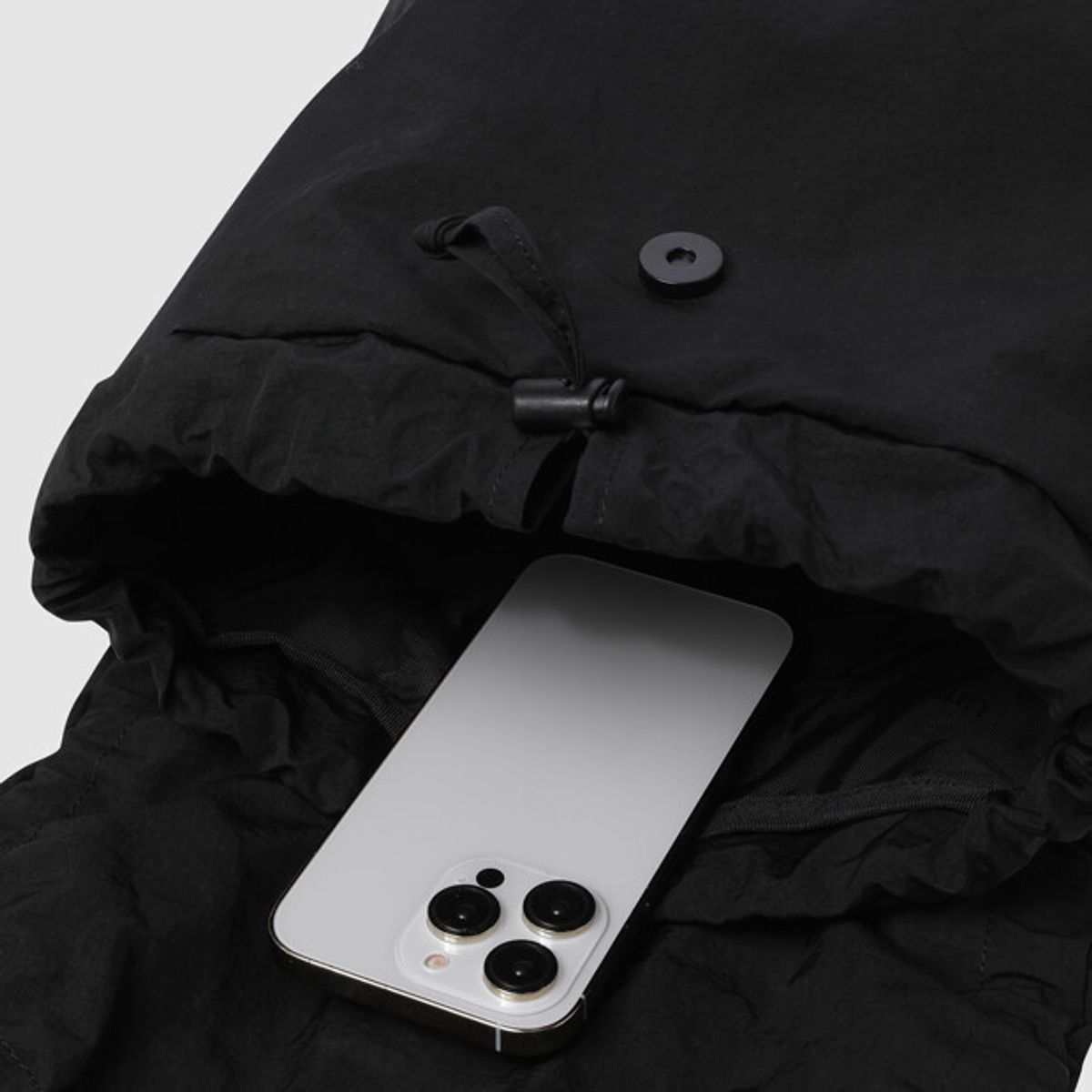 엄브로(UMBRO) 클라우드 크로스백 블랙 UR122CBG21