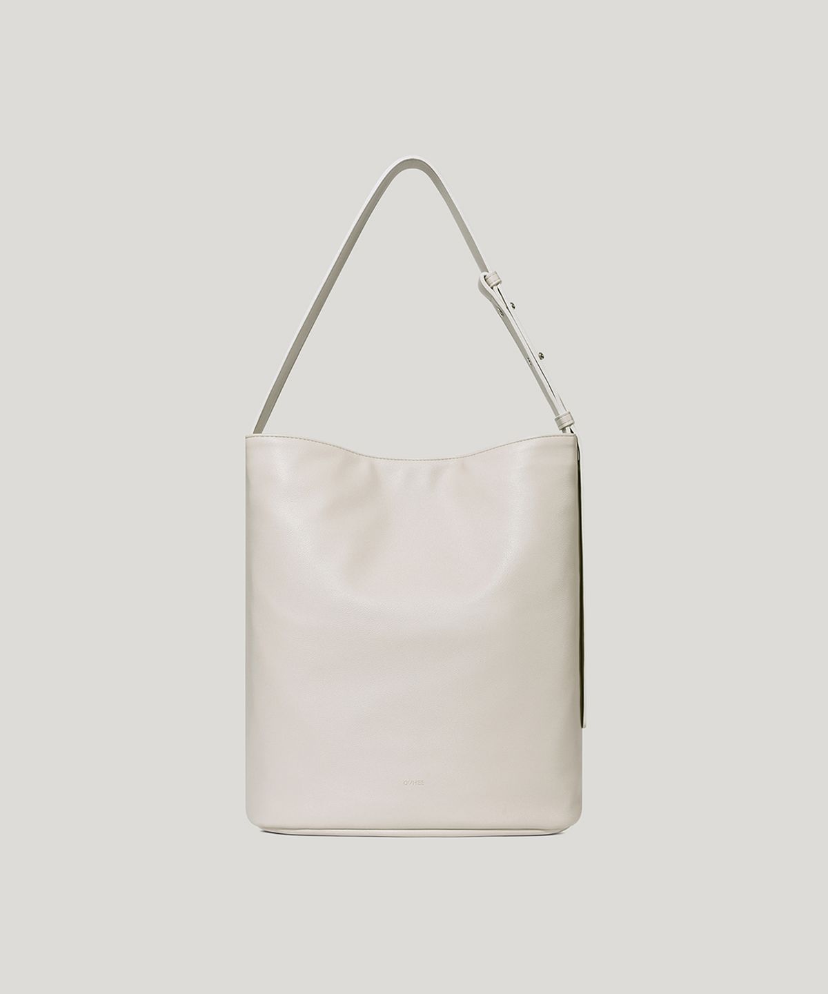 오브히(OVHEE) 노아 버킷백 Noah Bucket Bag_Cream