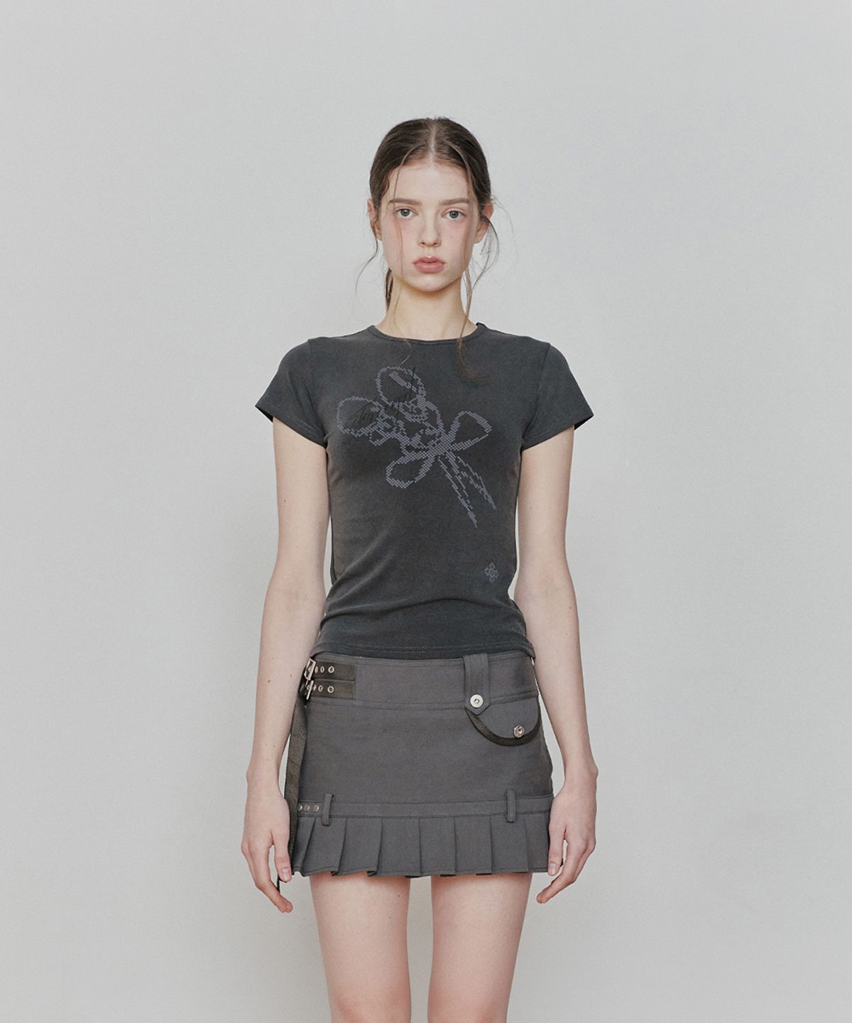 페인오어플레져(PAINORPLEASURE) FRAGILE GRAPHIC TEE charcoal