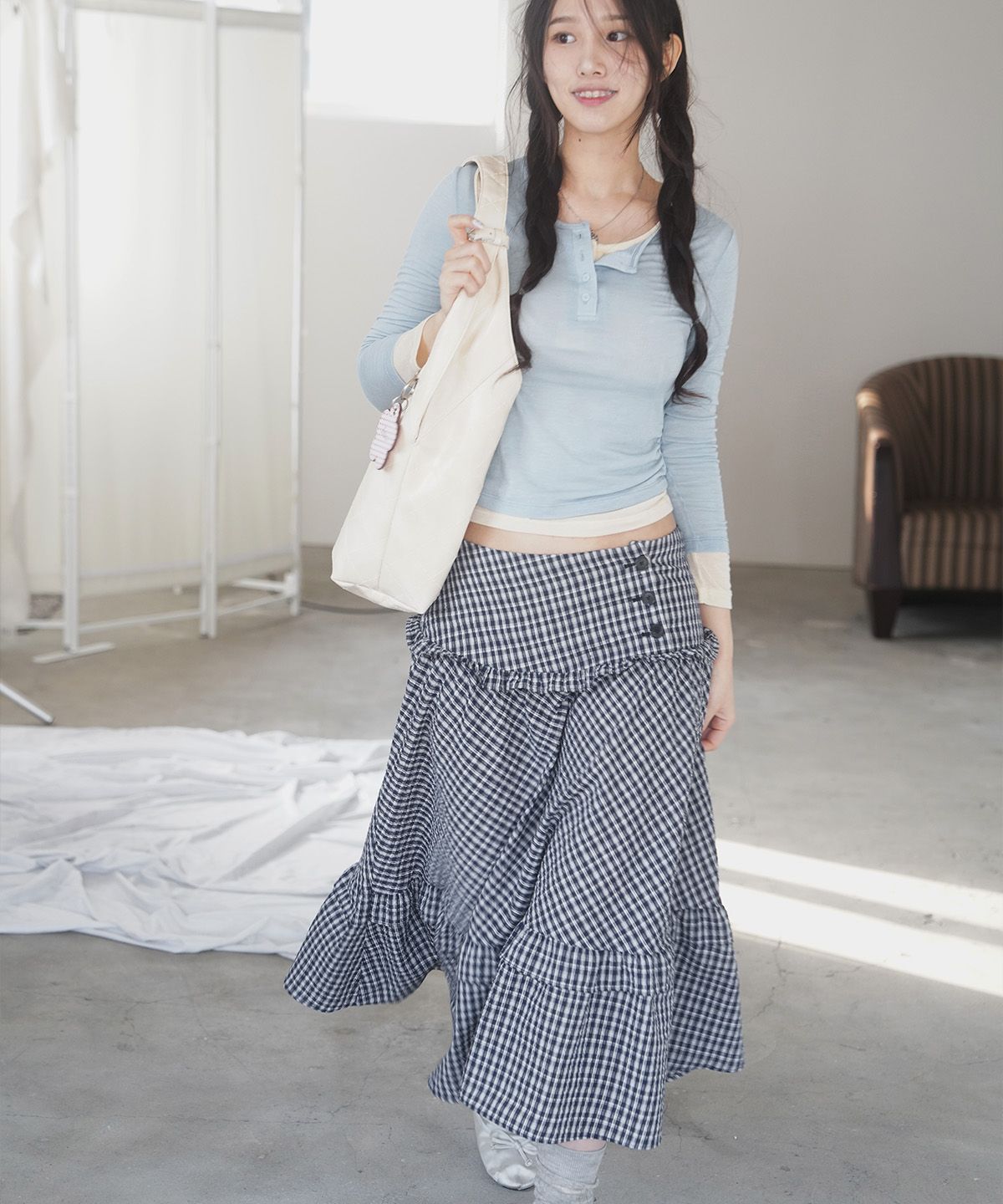 히어리(HEEARI) [조수잔X히어리]수잔 체크 롱 스커트_네이비 체크