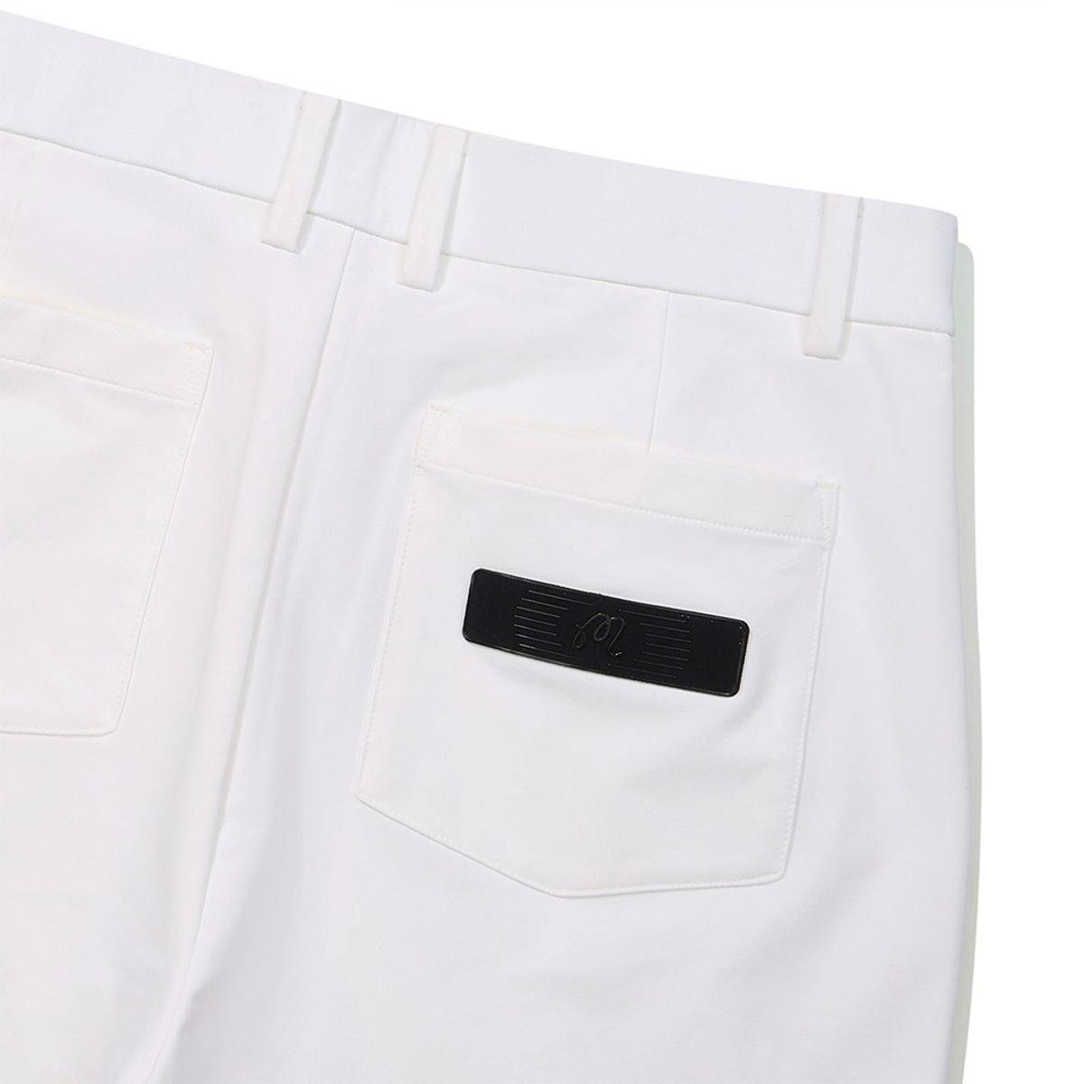 말본 골프(MALBON GOLF) 테크 슬림핏 일자 팬츠 OFF WHITE (MAN)