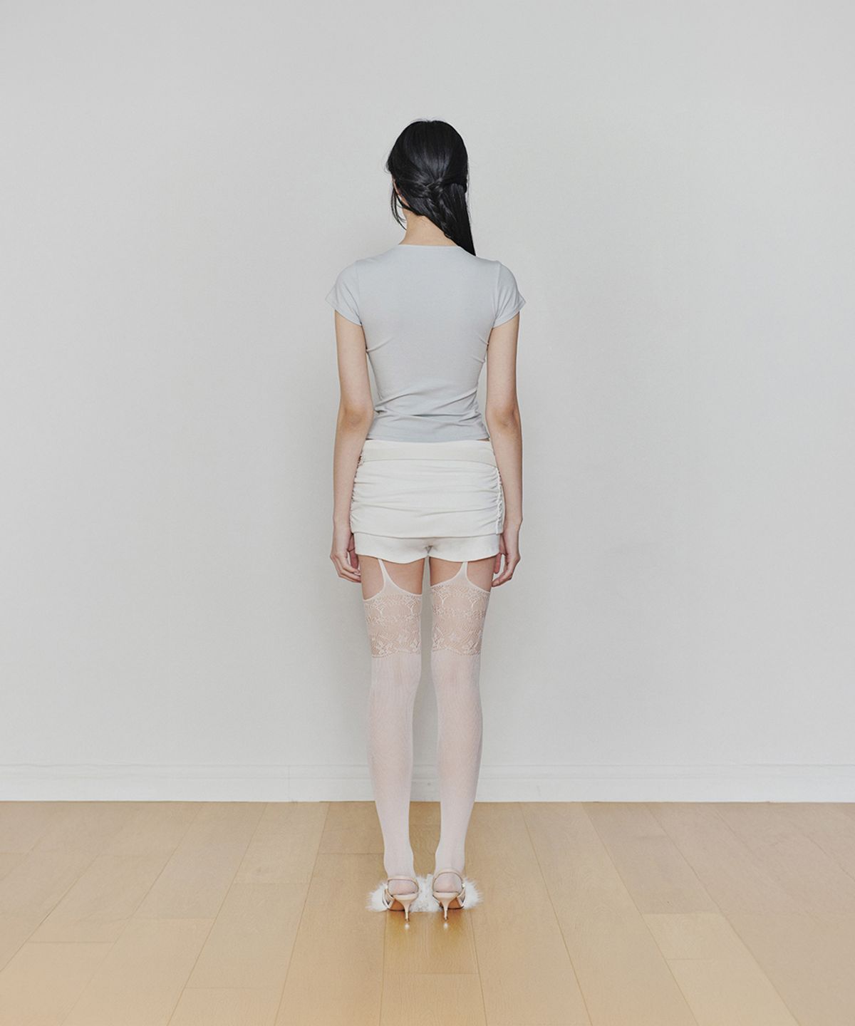 페인오어플레져(PAINORPLEASURE) RUBY HOOK SHORTS (SS ver.) white