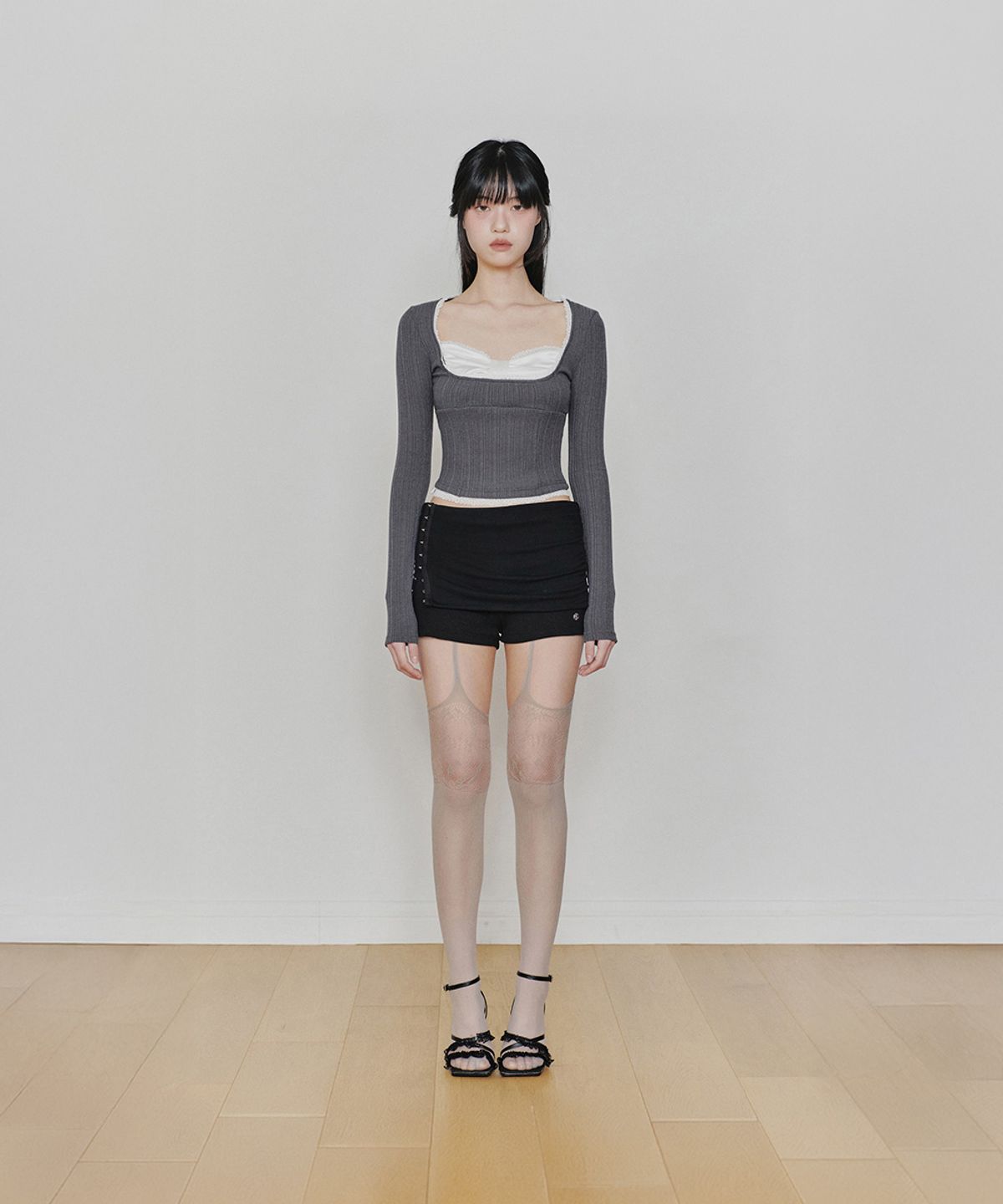 페인오어플레져(PAINORPLEASURE) RUBY HOOK SHORTS (SS ver.) black