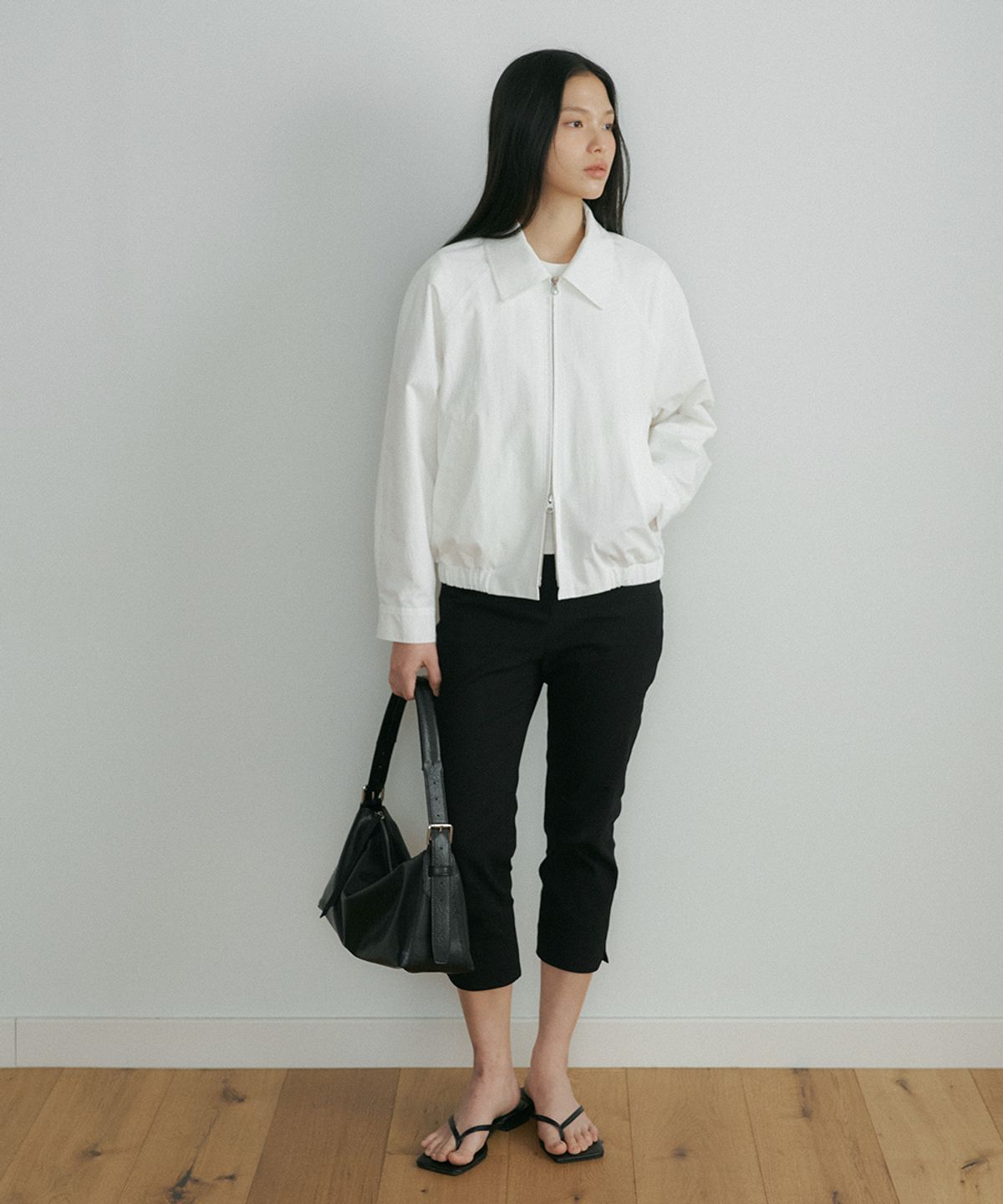 링서울(LINGSEOUL) cow leather buckle medium shoulder bag-black