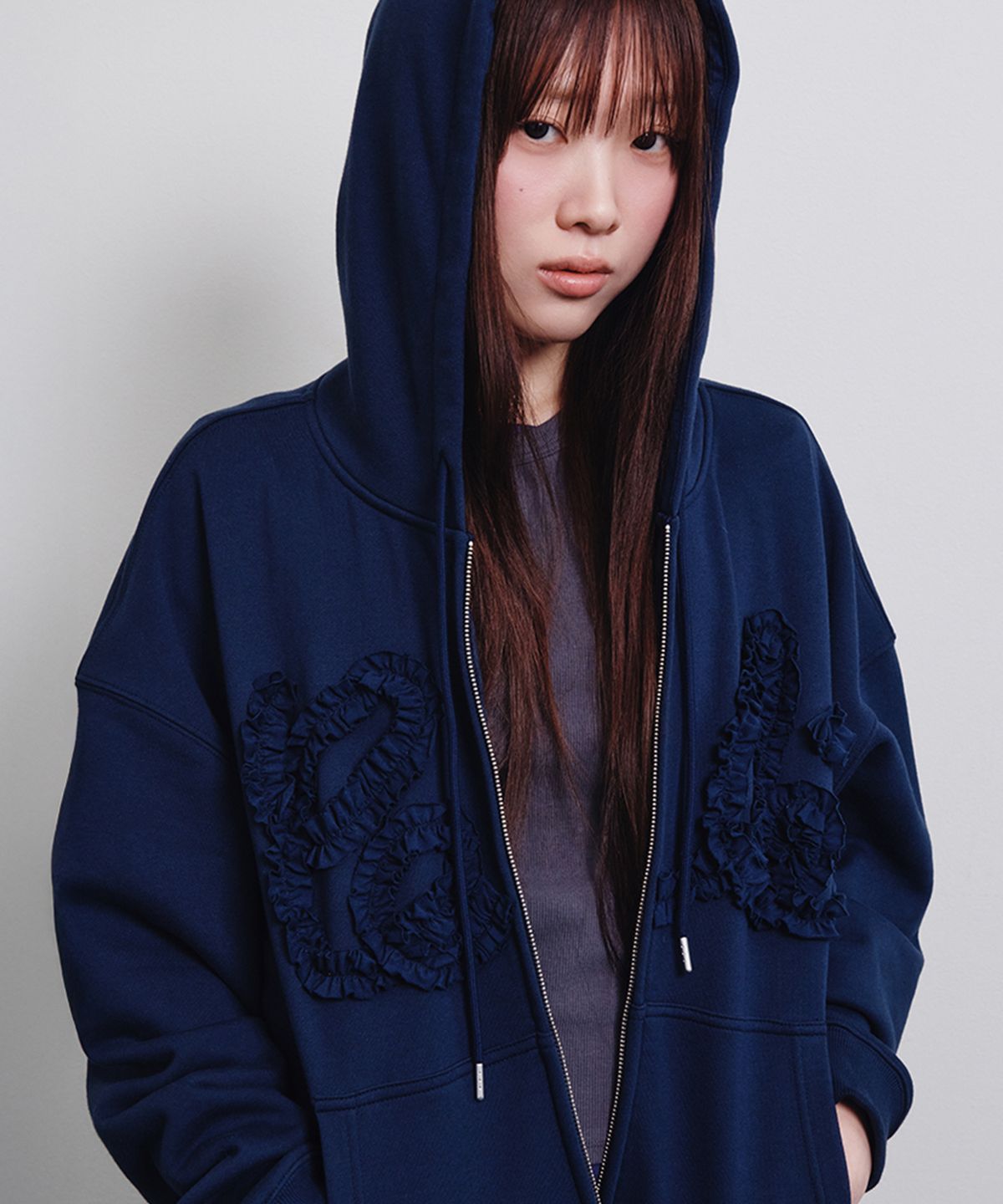 셀리테일즈(CELITAILS) CELI FRILL HOODIE ZIP-UP_NAVY