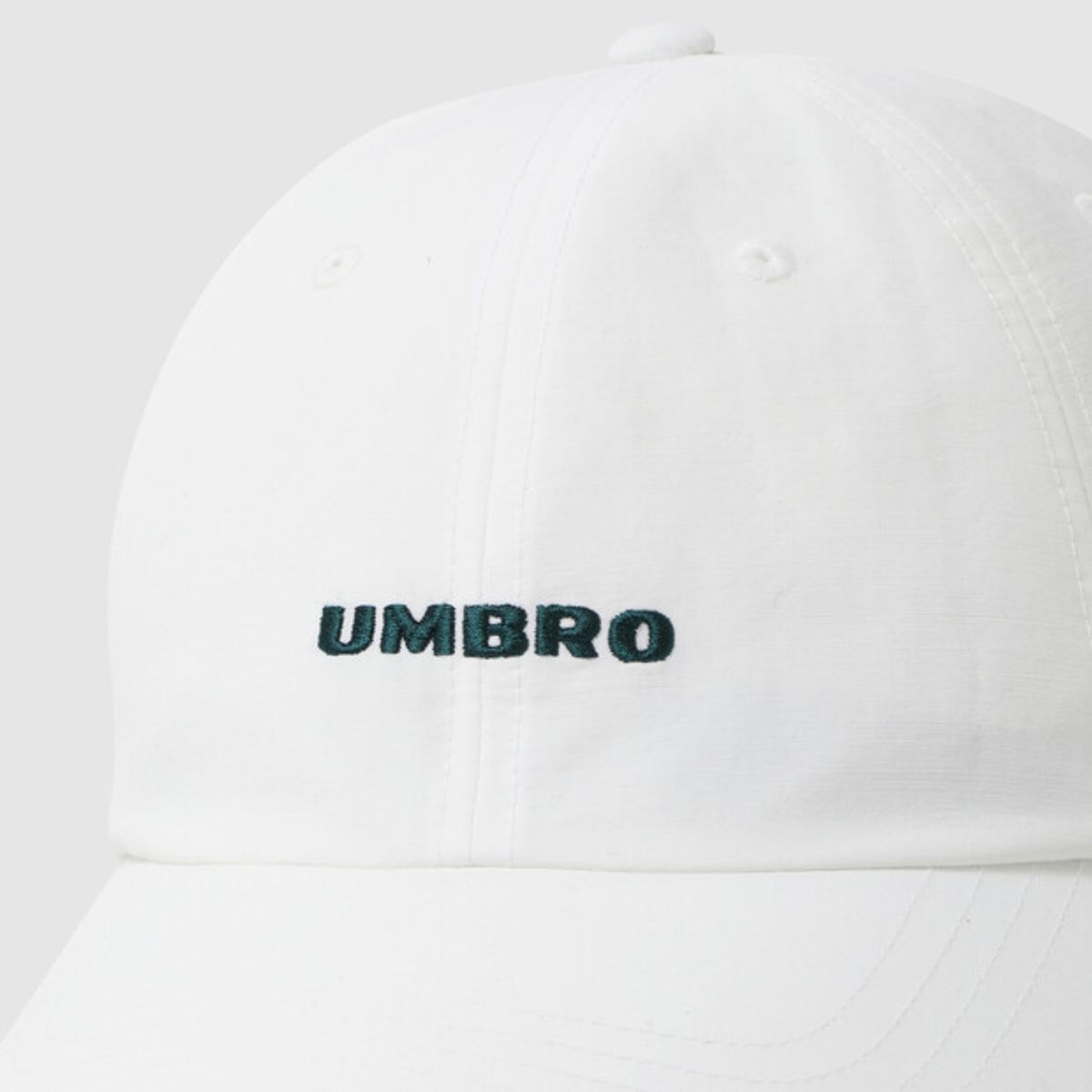 엄브로(UMBRO) 린넨 라이크 볼캡 화이트 UR123CCP33