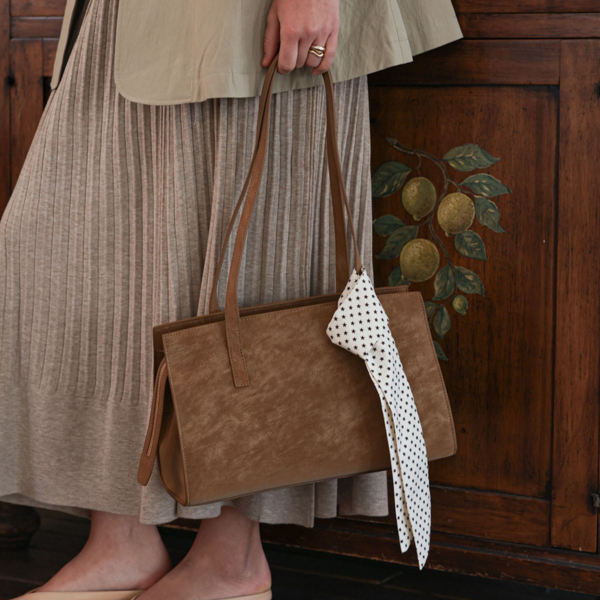 프라우드 마리(PROUD MARY) PM_Modern utility suede bag_2color