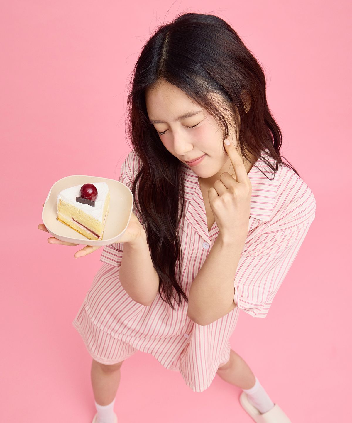 핑크존(PINKZONE) (uni) 스피넬 반팔 카라 잠옷 세트