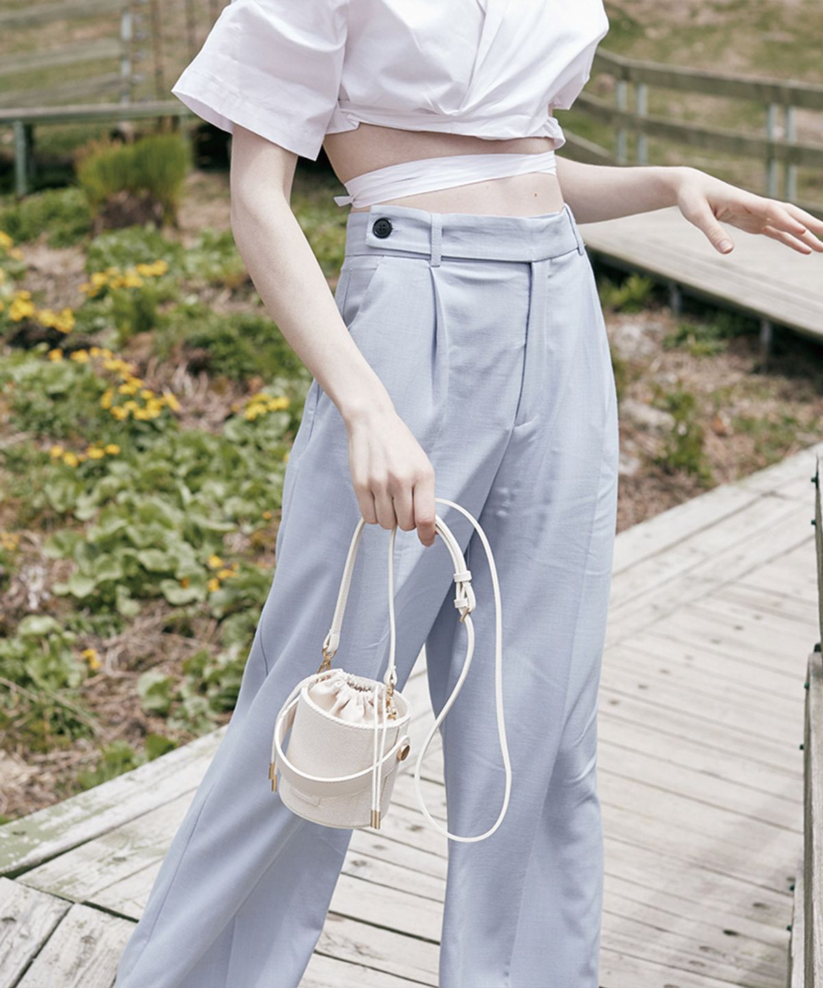 콜키스(KOLCHIS) 크바 Kva bag Ivory