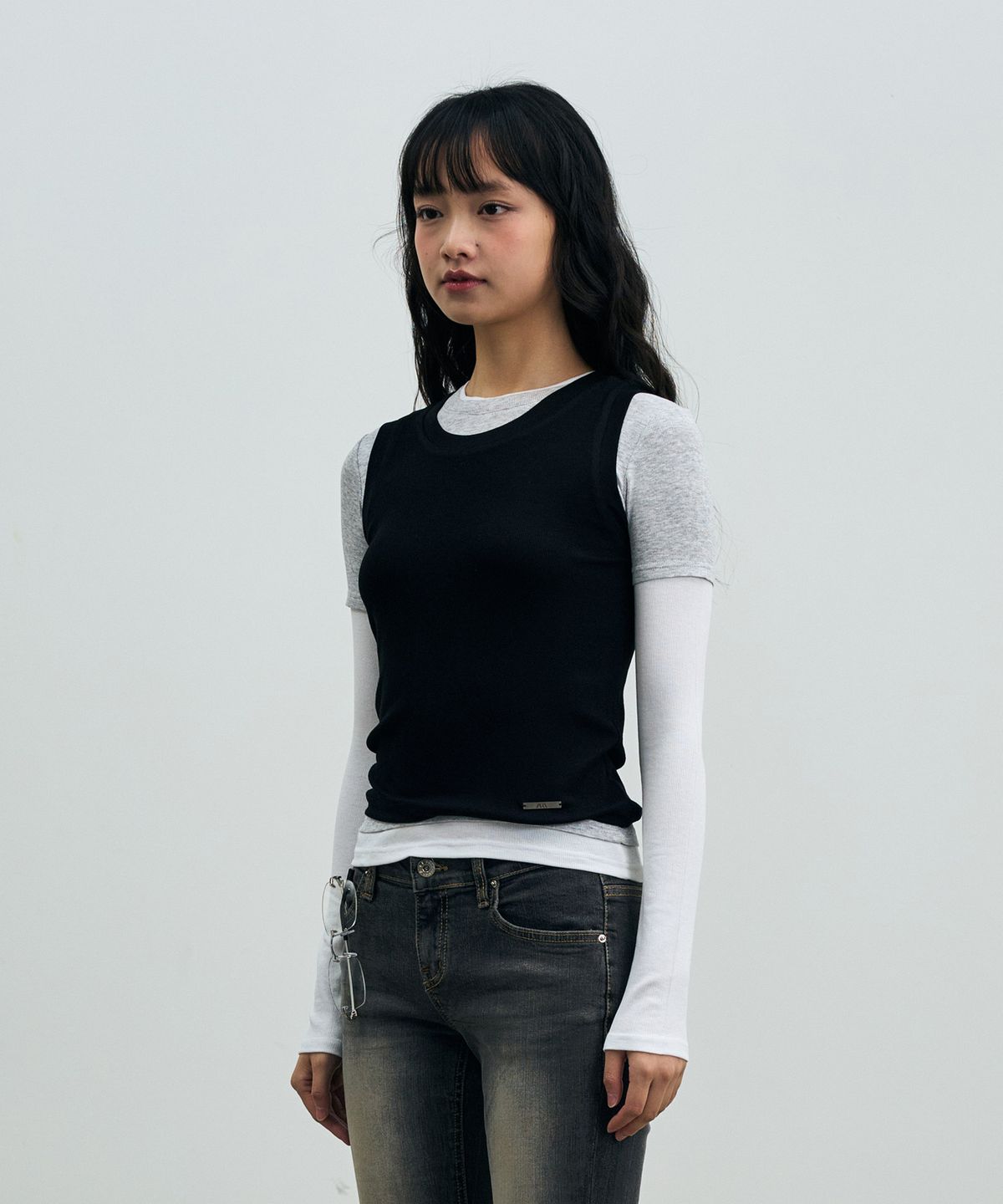 아리킴(ARIKIM) COMET LAYERED SLEEVE TOP / BLACK