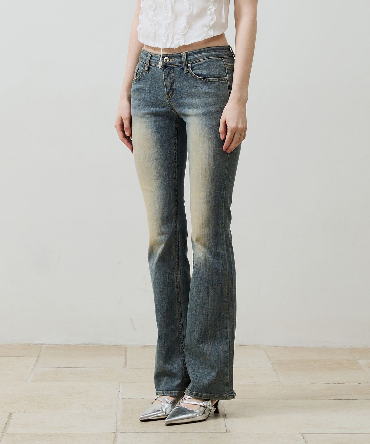 아리킴(ARIKIM) CIEL BOOTCUT DENIM PANTS / LIGHT BLUE