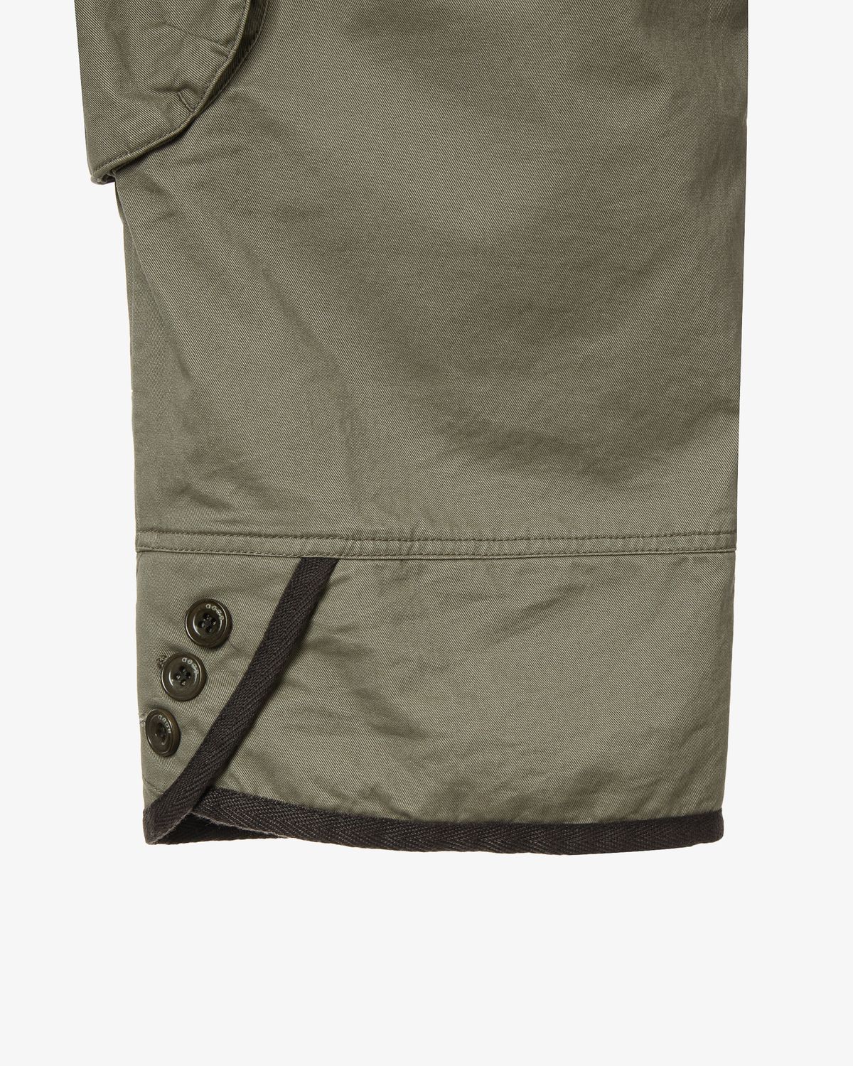 에이이에이이(AEAE) CAPRI CARGO PANTS [KHAKI]