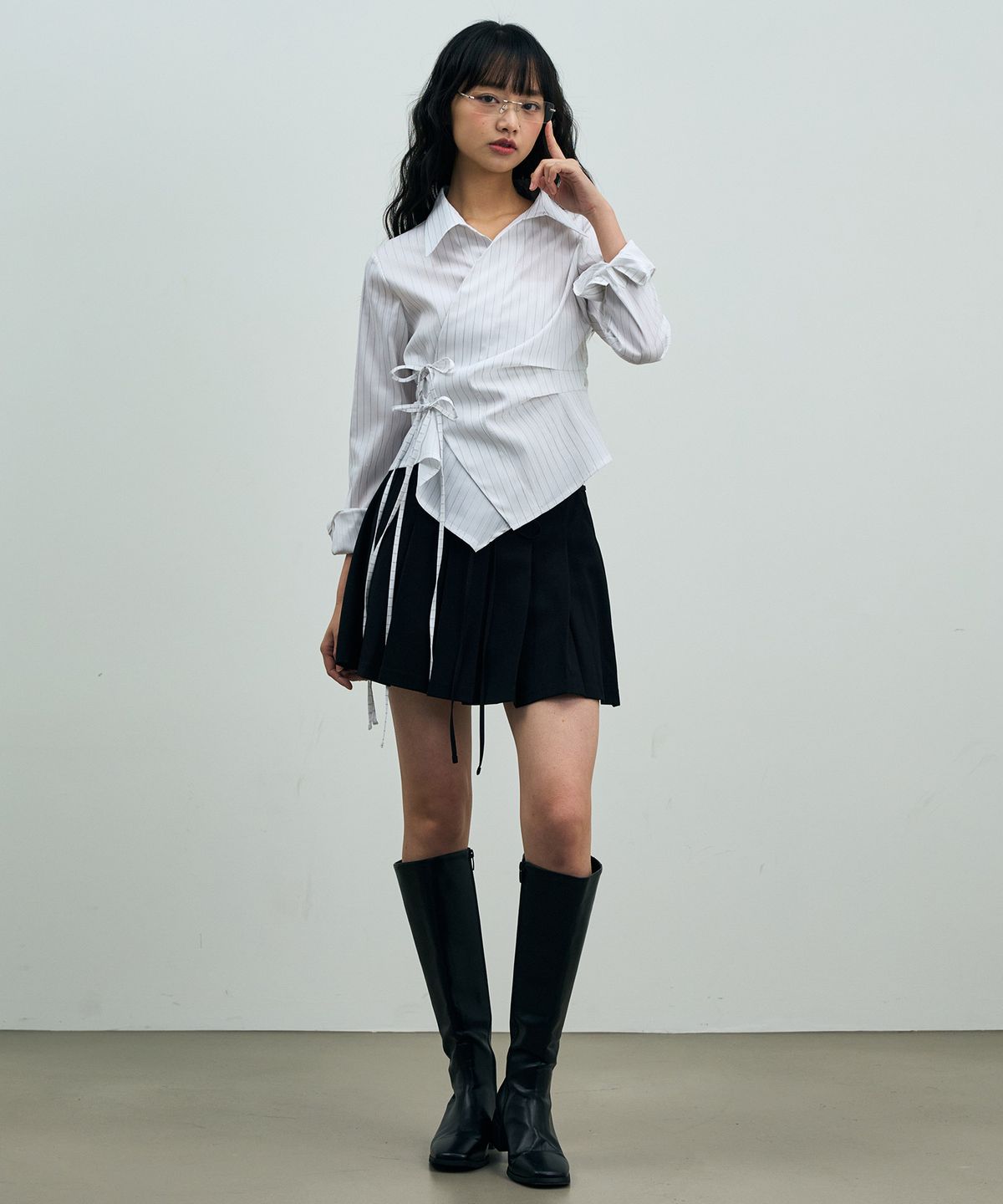 아리킴(ARIKIM) EVE STRIPE WRAP SHIRT / WHITE