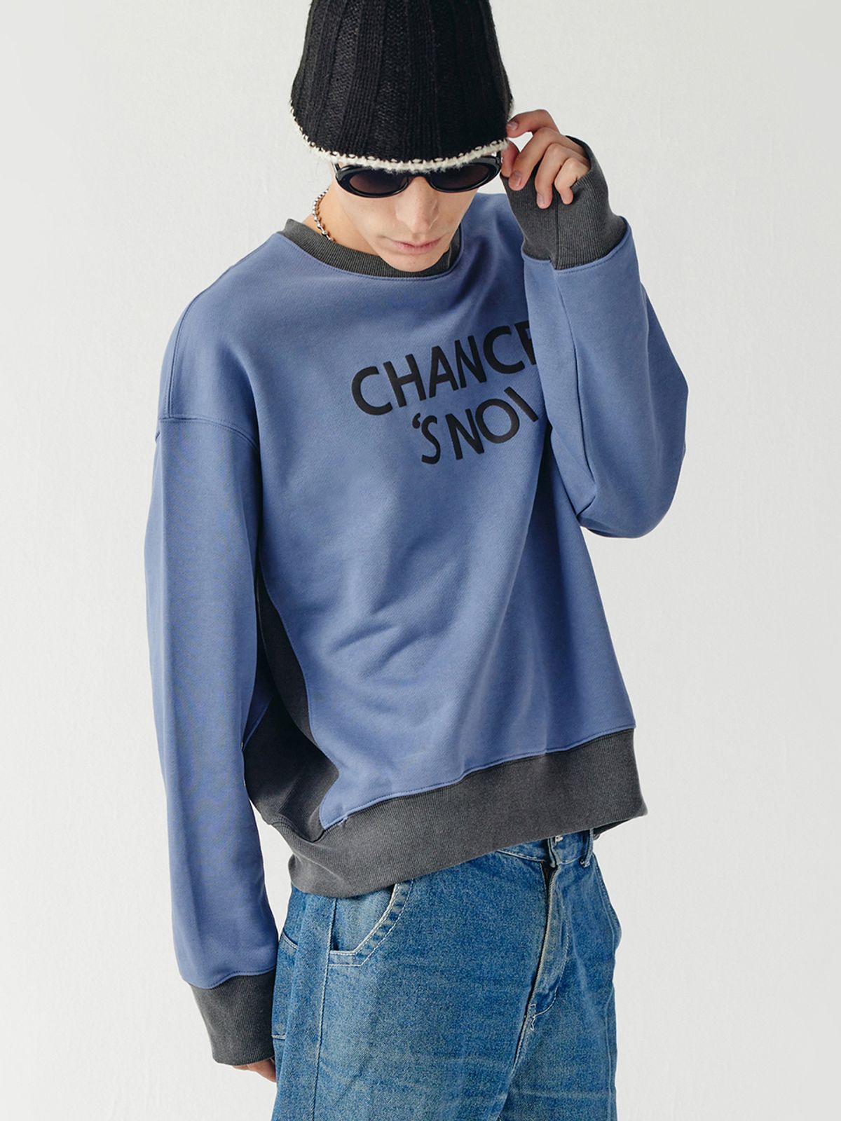 챈세스노이(CHANCE'S NOI) 스노이 맨투맨 스웨트셔츠 (차콜그레이멜란지블루)/CHMXMTMBL