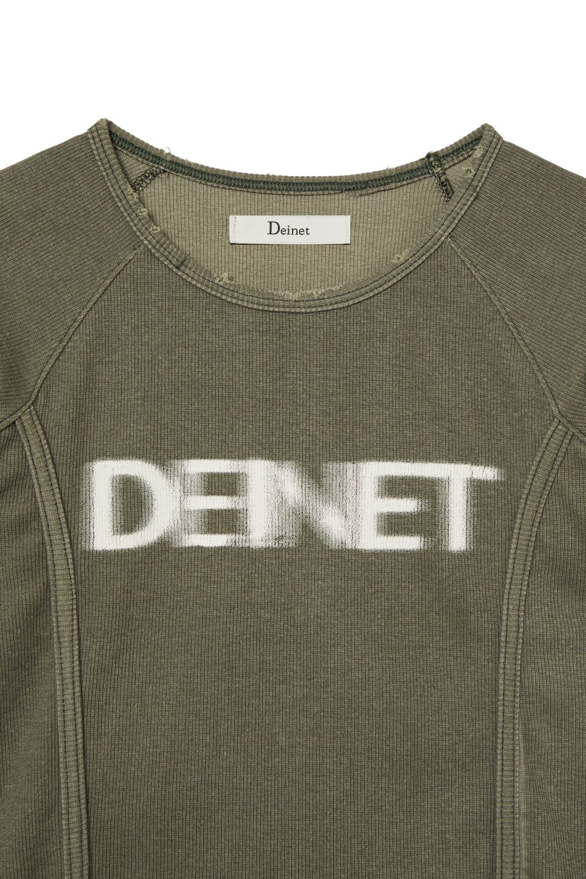 다이닛(DEINET) PIGMENT LOGO T-SHIRT IN KHAKI