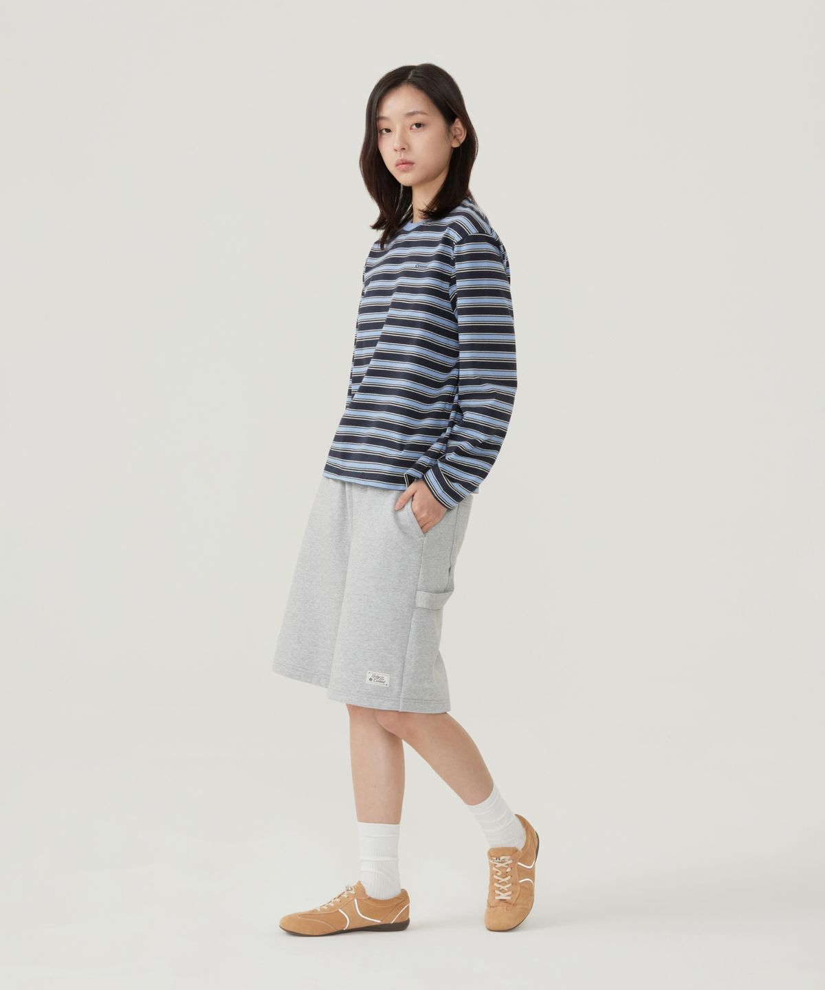 커버낫 우먼(COVERNAT WOMAN) 우먼 멀티 스트라이프 롱슬리브 아이보리