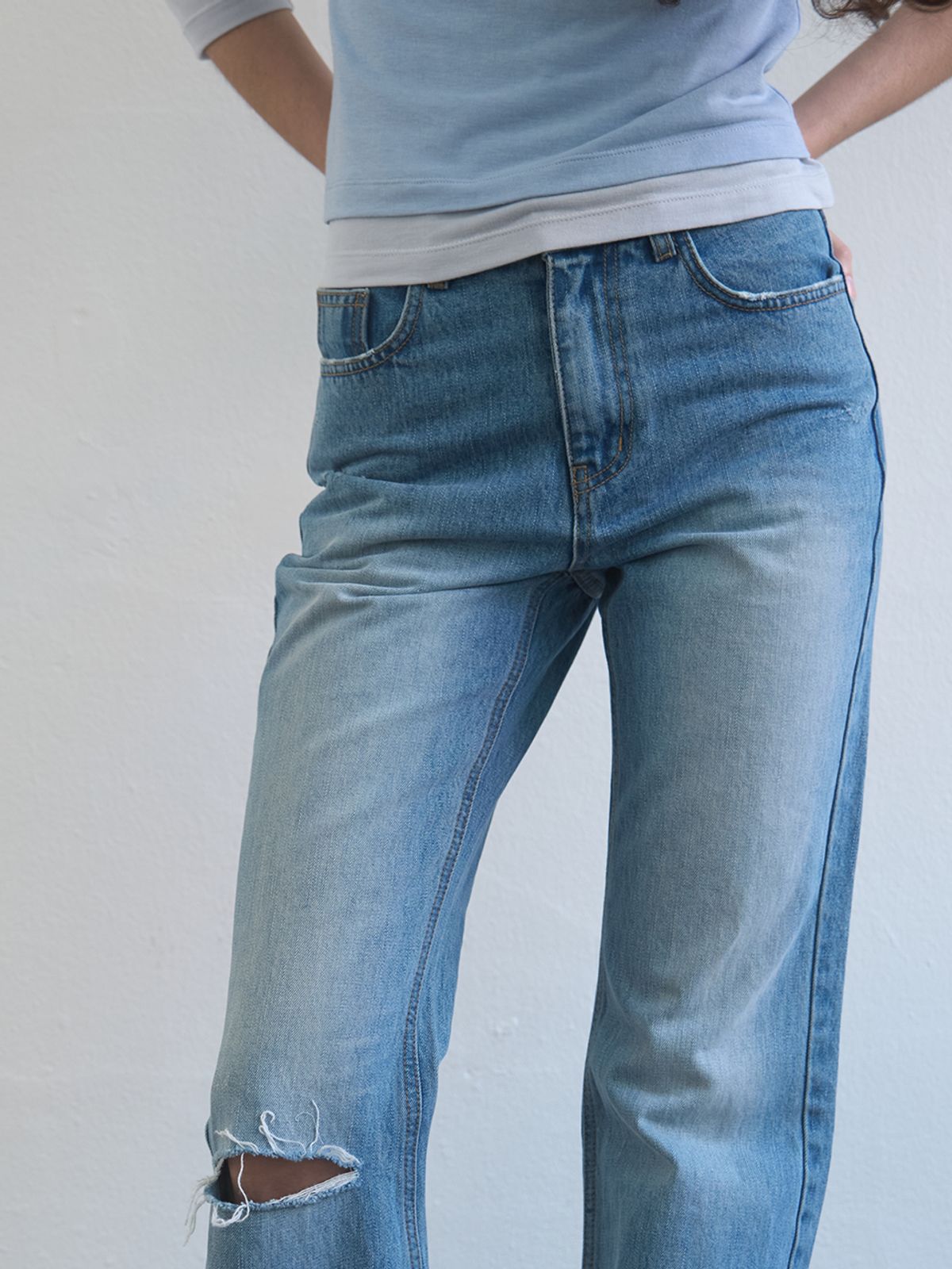 기준(KIJUN) Single Cut Flared Jeans Blue
