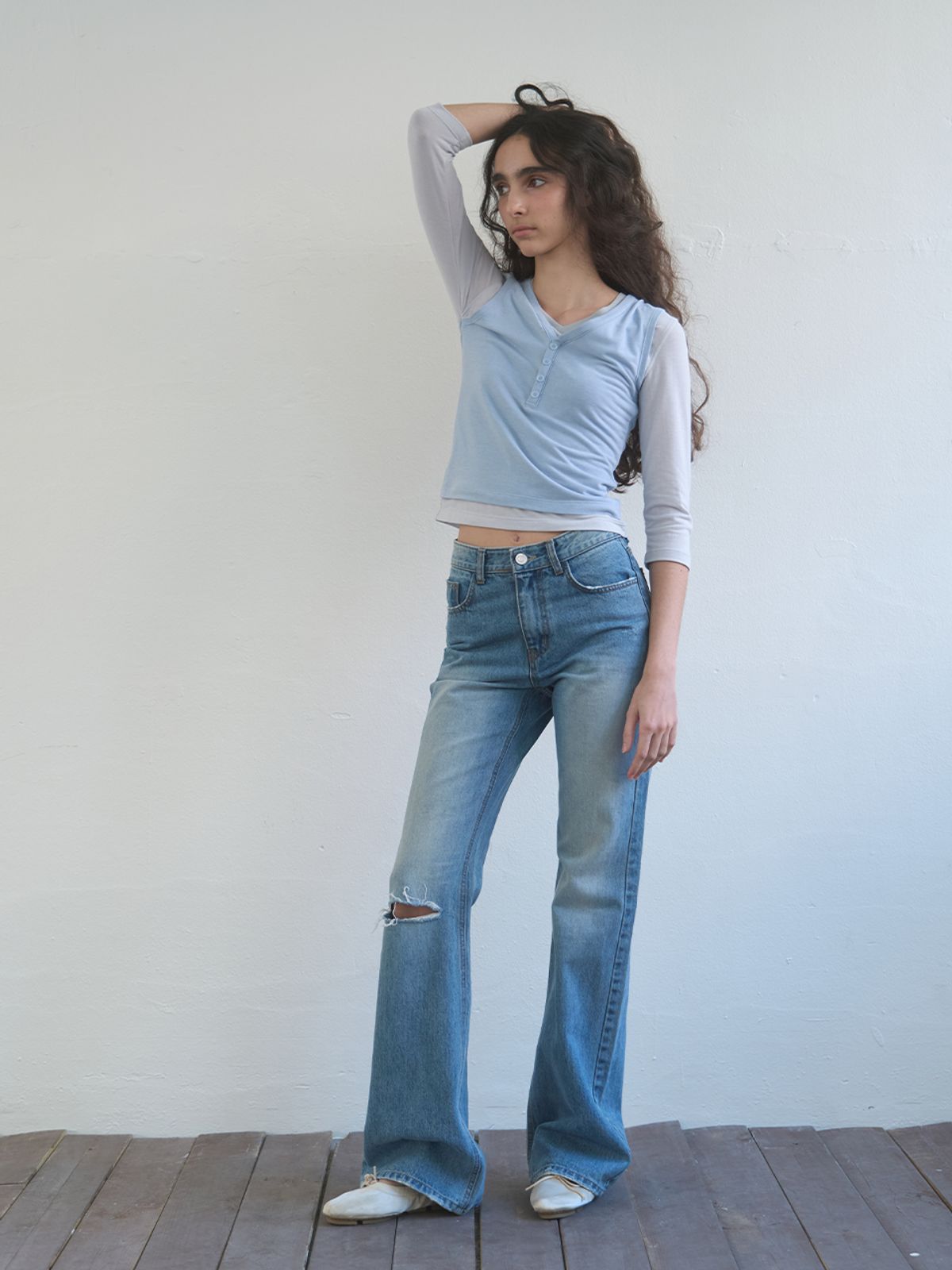 기준(KIJUN) Single Cut Flared Jeans Blue