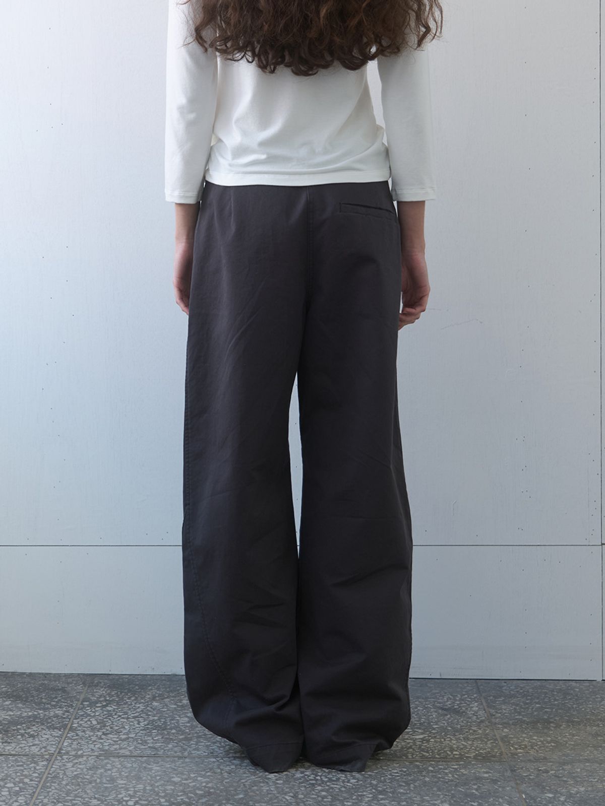 기준(KIJUN) Clover Pocket Pants Black
