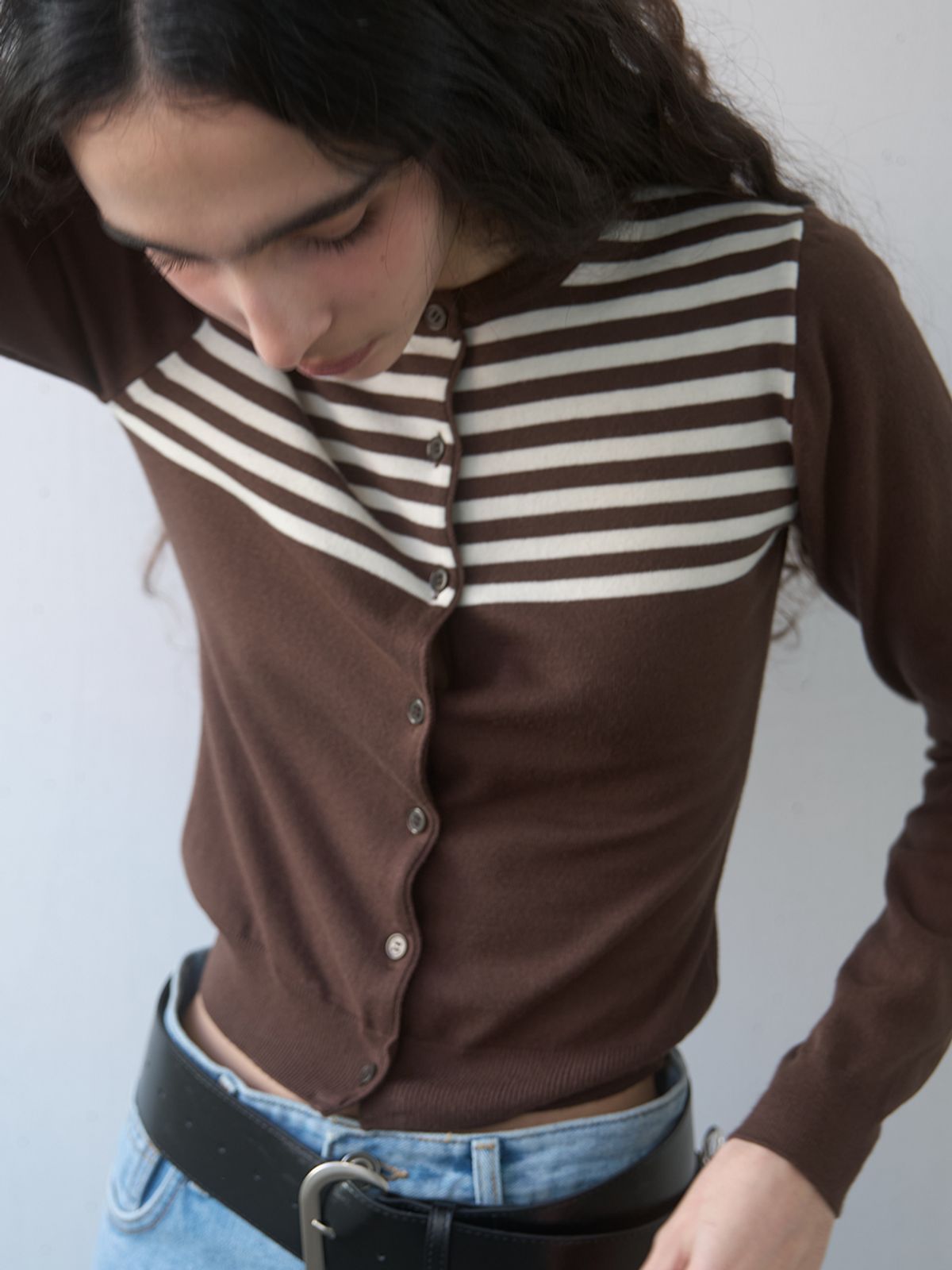기준(KIJUN) Stripe Knit Cardigan Brown