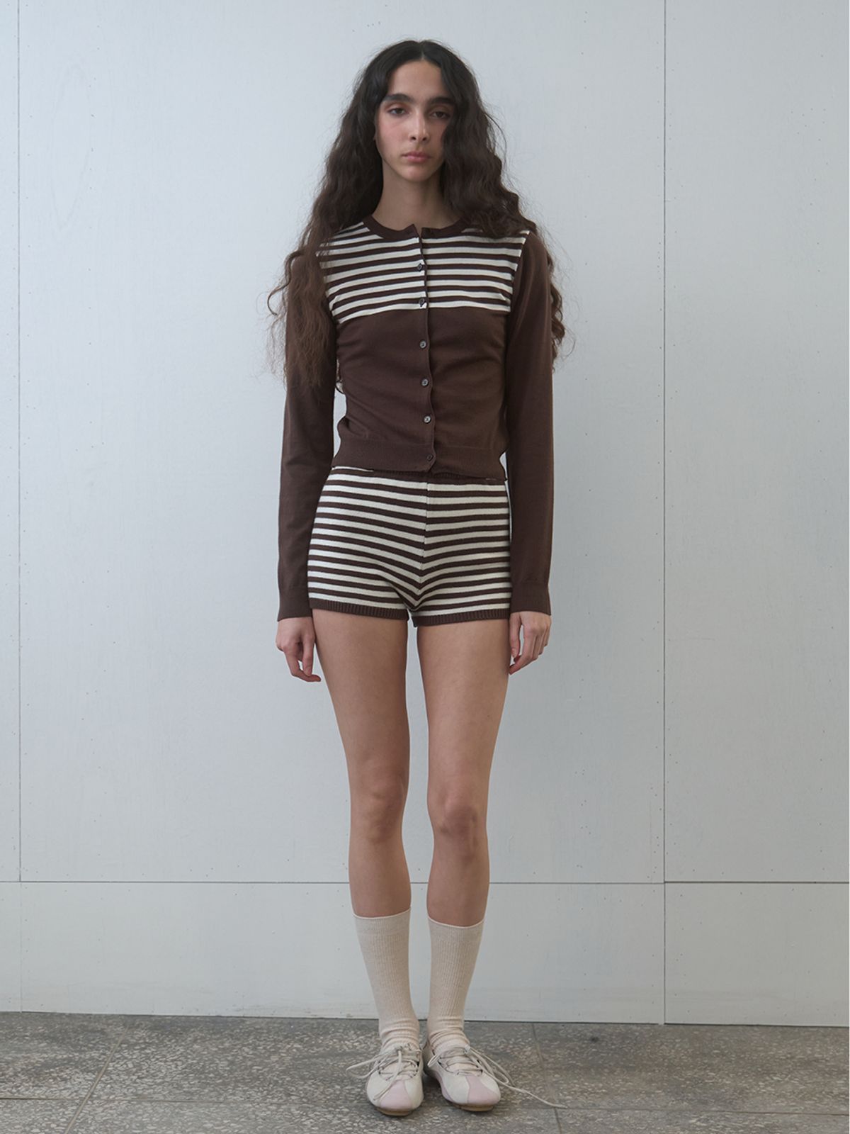 기준(KIJUN) Stripe Knit Cardigan Brown