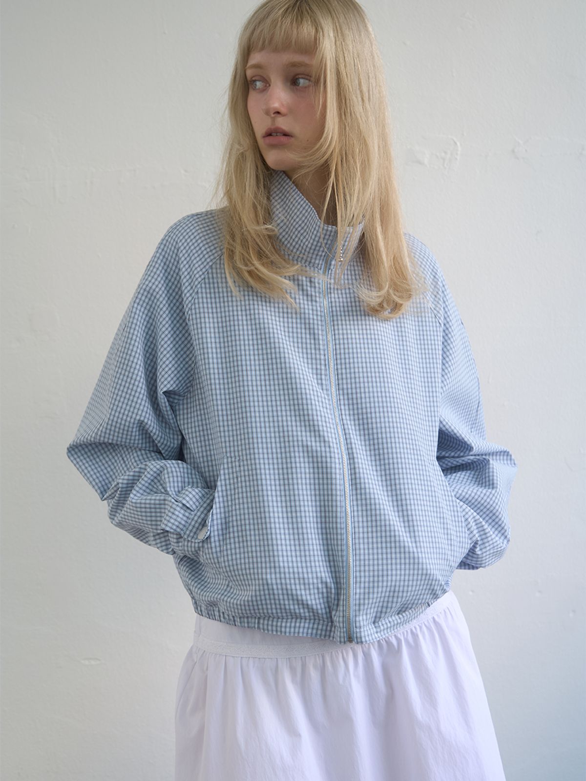 기준(KIJUN) Regular Check Blouson Sky Blue
