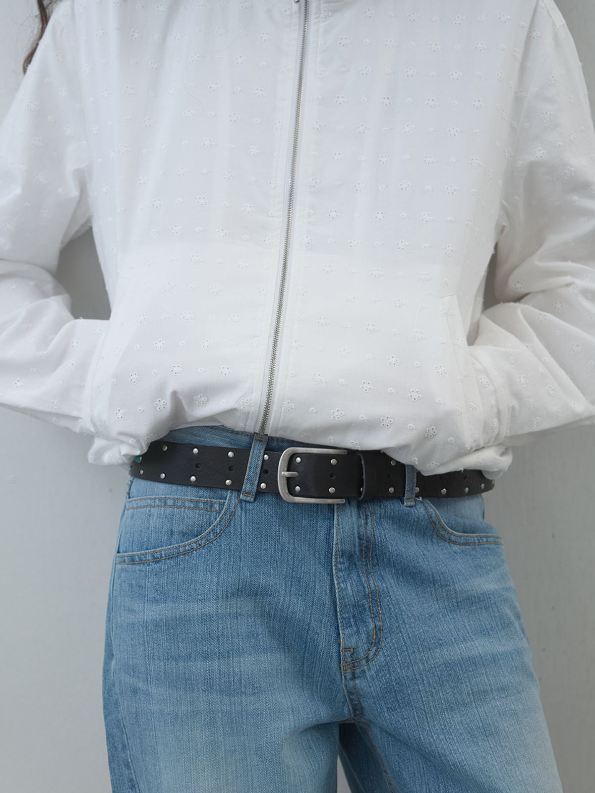 기준(KIJUN) Punching Lace Blouson Off-White