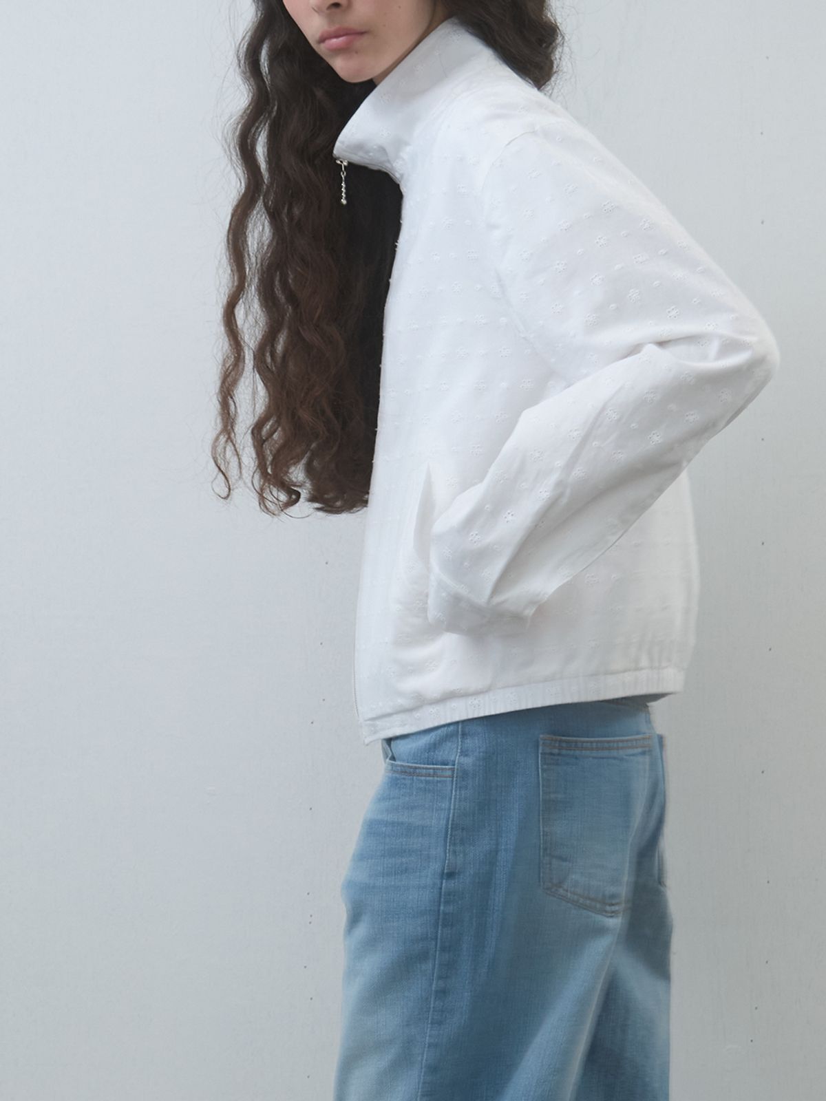 기준(KIJUN) Punching Lace Blouson Off-White