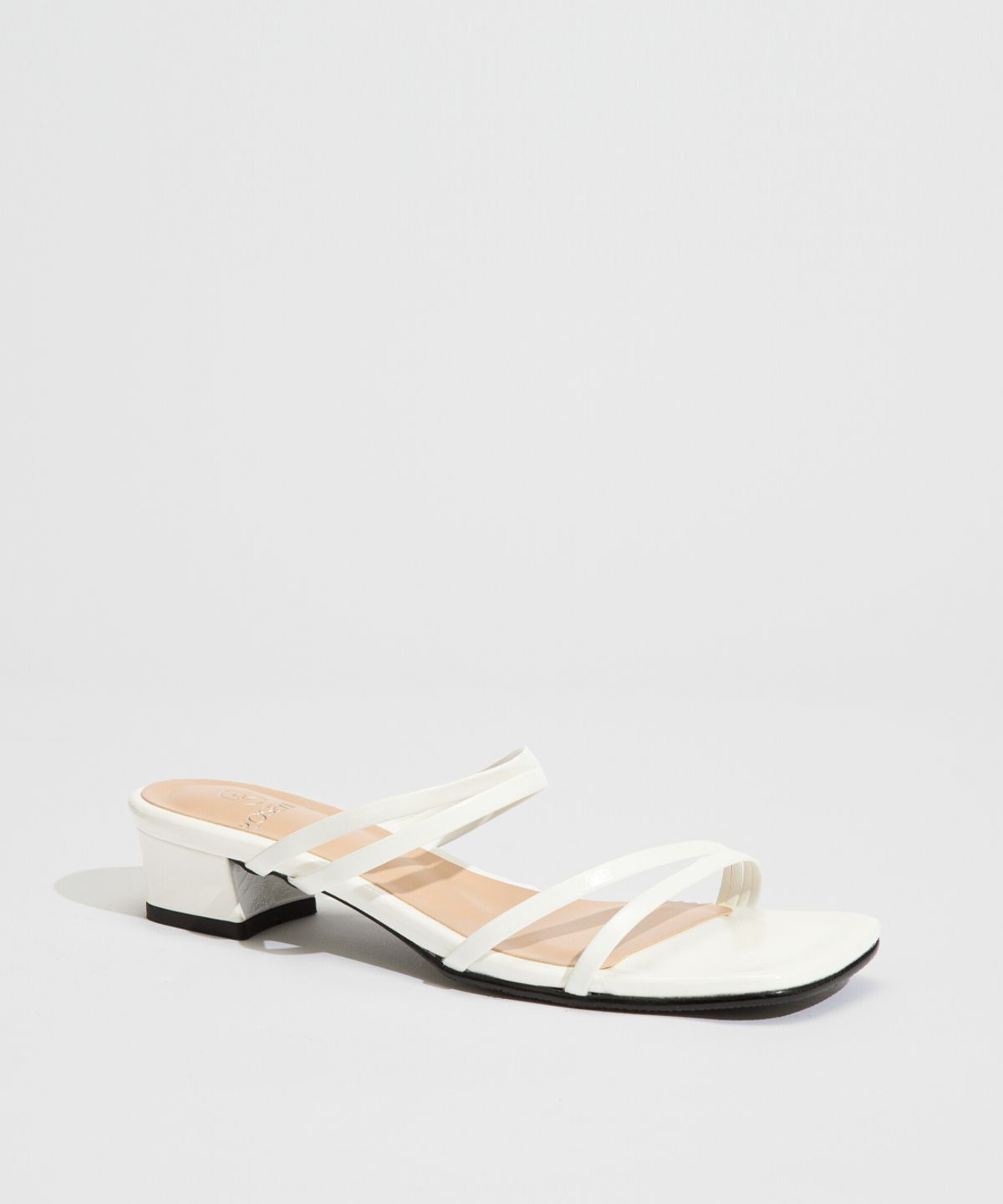 로제니크(ROSENICK) 자르크 사선 스트랩 뮬 (3cm/4colors)