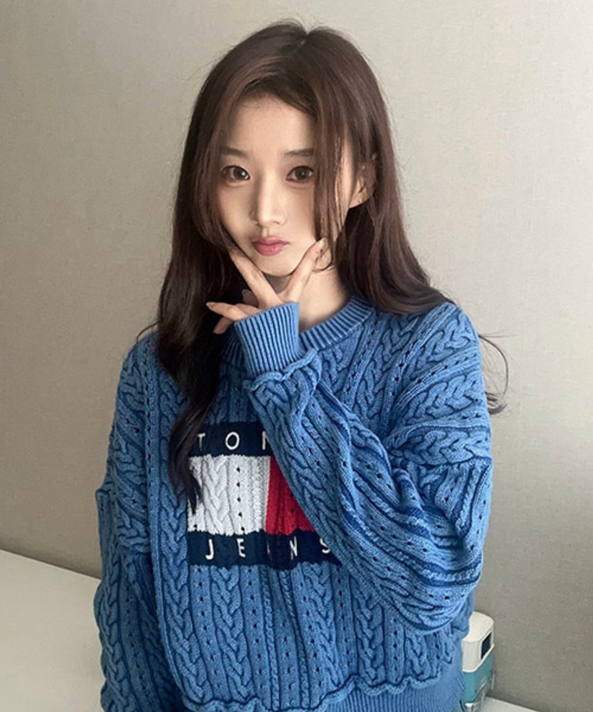 타미진스(TOMMY JEANS) 케이블 플래그 스웨터 (T32G1KTO38TWT1C6H)