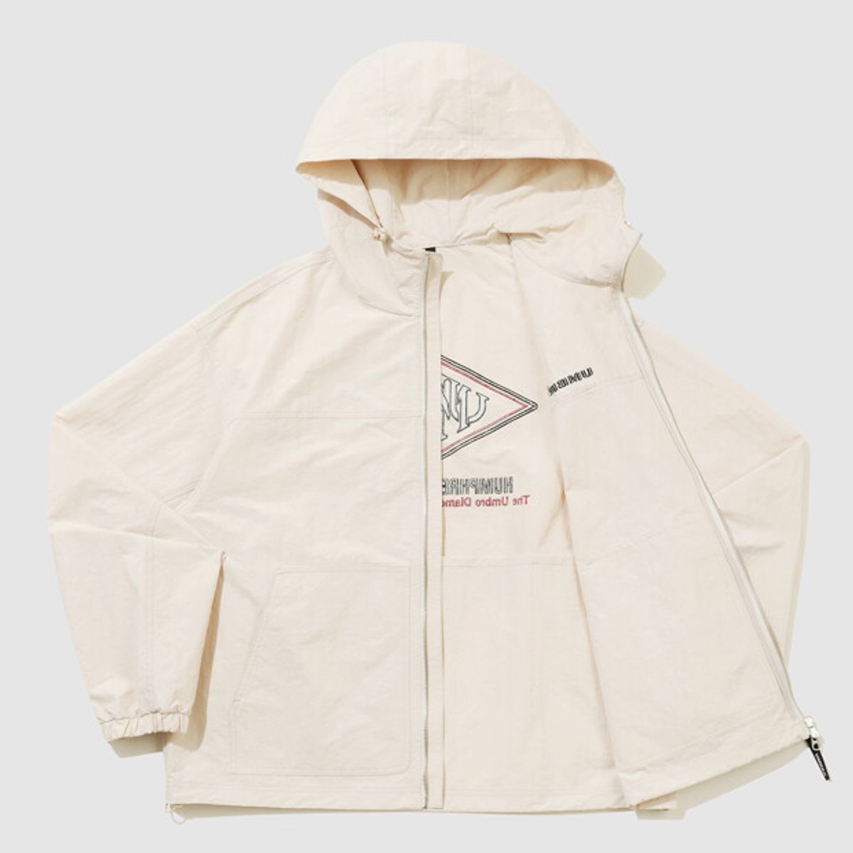 엄브로(UMBRO) HBL 엄그레이 워싱 후드 바람막이 자켓 아이보리 UR124CJK21