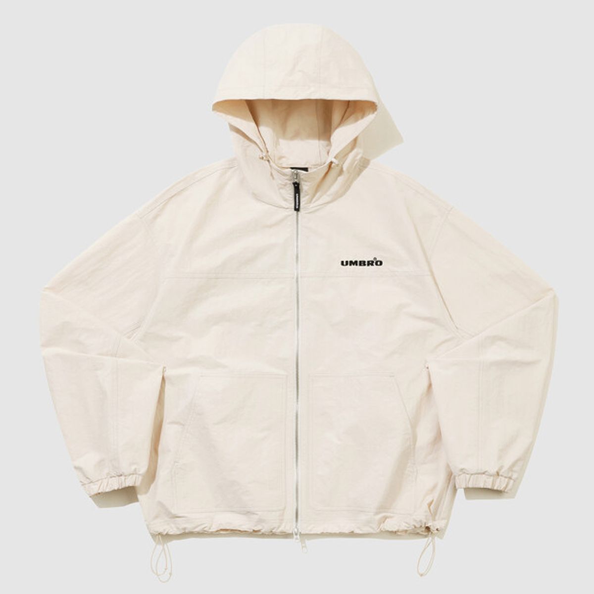 엄브로(UMBRO) HBL 엄그레이 워싱 후드 바람막이 자켓 아이보리 UR124CJK21