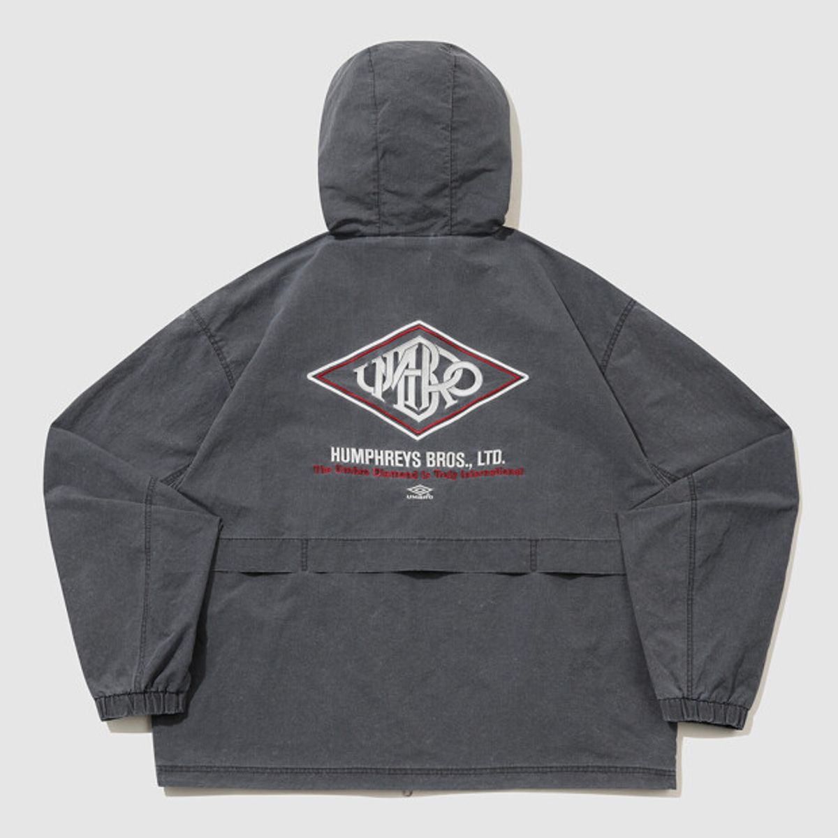 엄브로(UMBRO) HBL 엄그레이 워싱 후드 바람막이 자켓 차콜 UR124CJK21