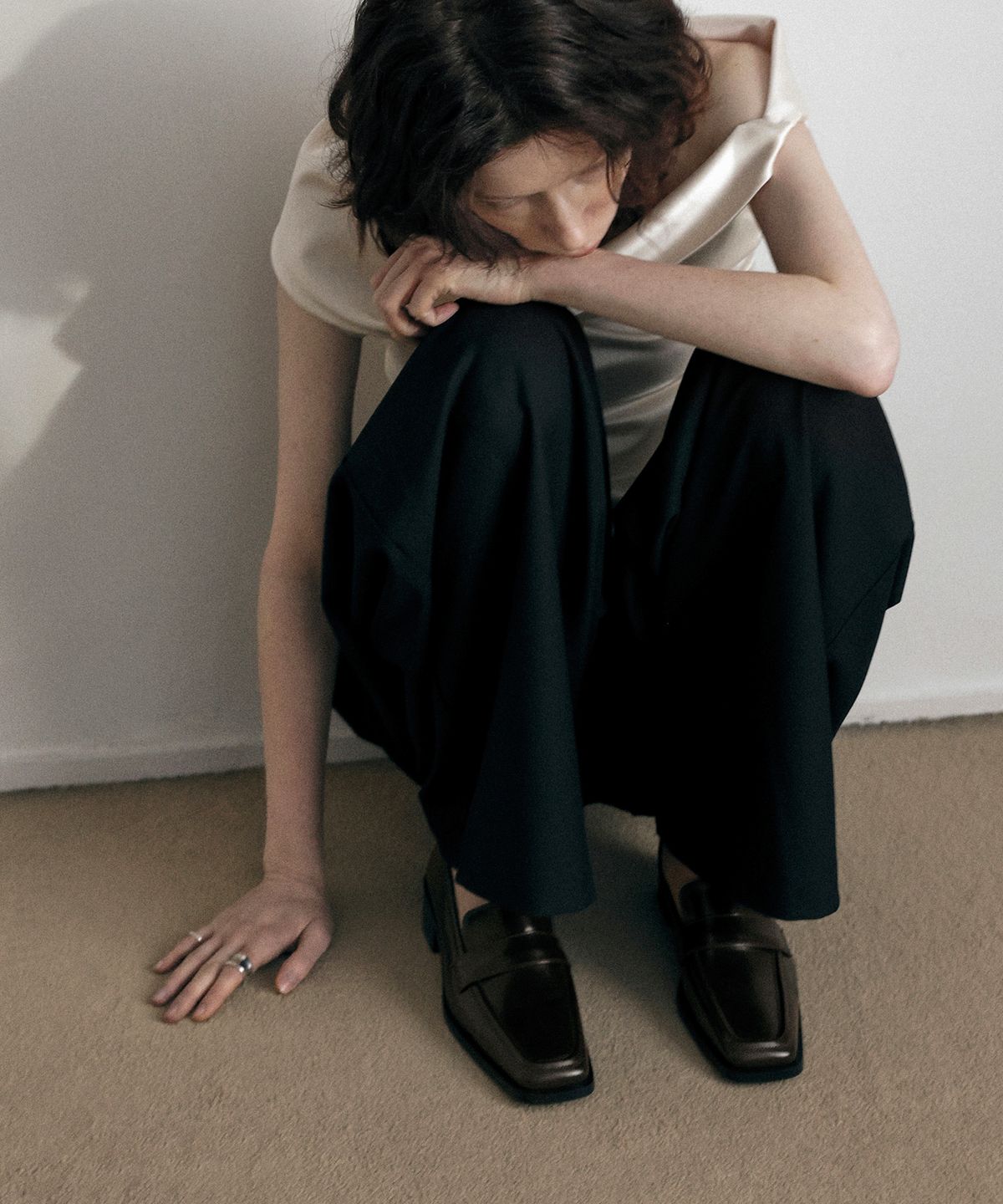 에퓨레(EPURE) ANTO Square Loafers (2color)
