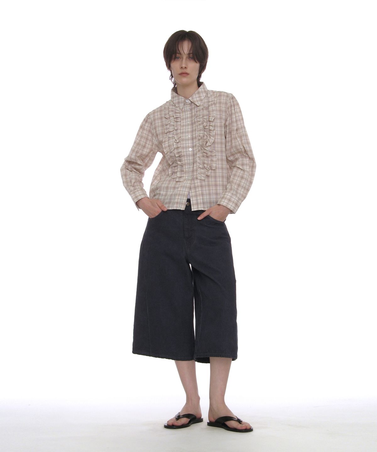 파르티멘토 우먼(PARTIMENTO WOMEN) 컨트리 러플 핀턱 셔츠_베이지 체크