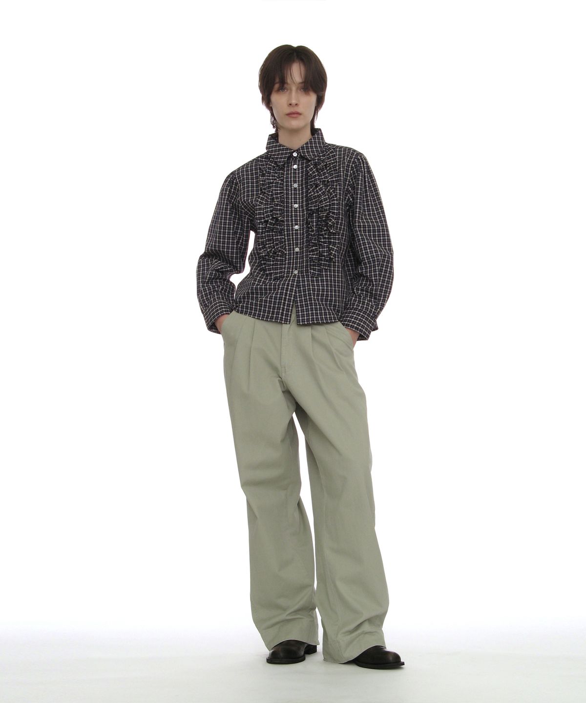 파르티멘토 우먼(PARTIMENTO WOMEN) 컨트리 러플 핀턱 셔츠_네이비 체크