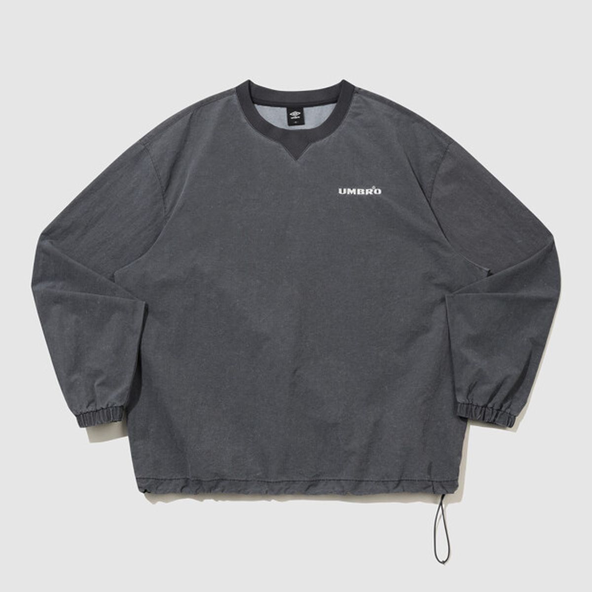 엄브로(UMBRO) HBL 엄그레이 워싱 긴팔 피스테 차콜 UR121CWT25