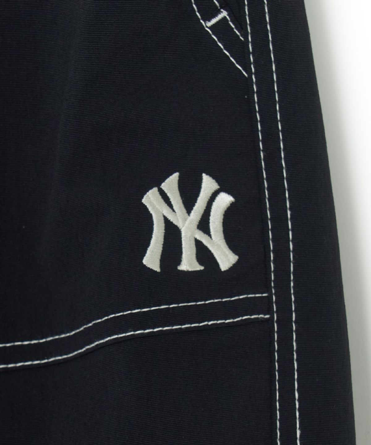 엠엘비 키즈(MLB KIDS) 아웃도어 벌룬 스티치 우븐팬츠 NY (Black)