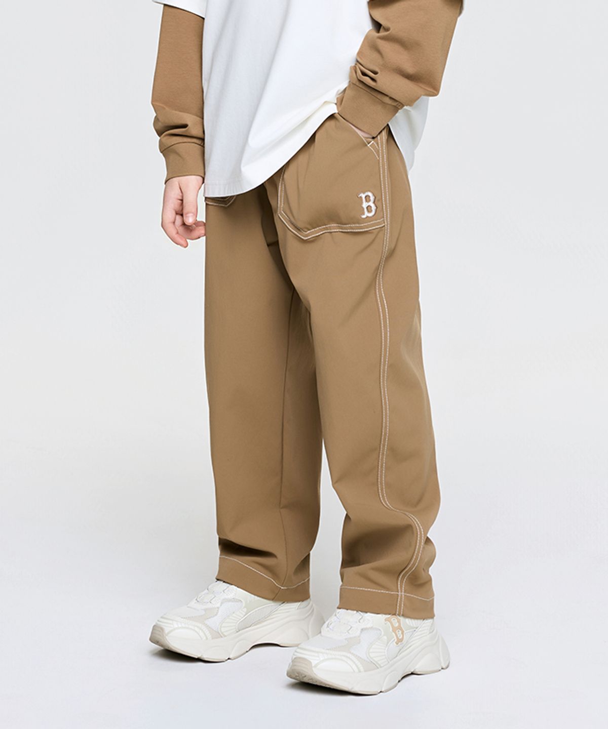 엠엘비 키즈(MLB KIDS) 아웃도어 벌룬 스티치 우븐팬츠 BOS (D.Beige)