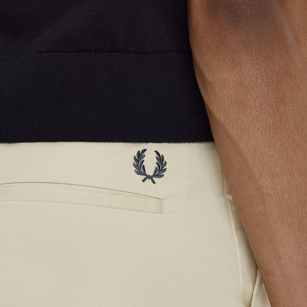 프레드페리(FRED PERRY) [Sharp] 슬림핏 트윌 트라우저 - 오트밀 AFPM261T301-691