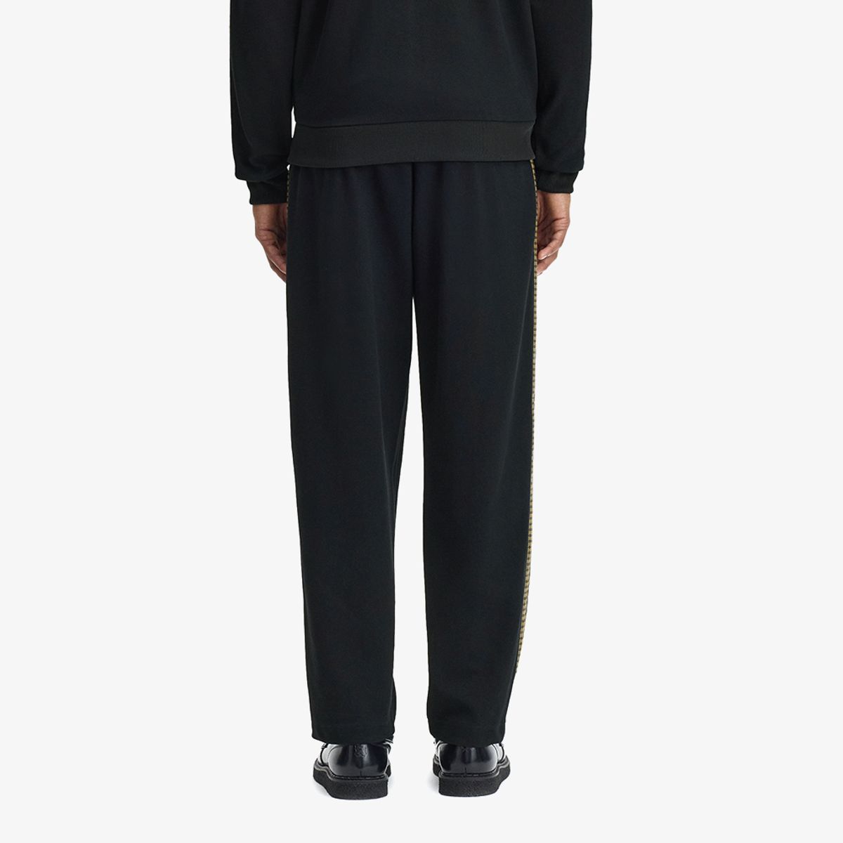 프레드페리(FRED PERRY) [Sharp] 크로스 테잎 트랙 팬츠 - 블랙 AFPM2612300-102