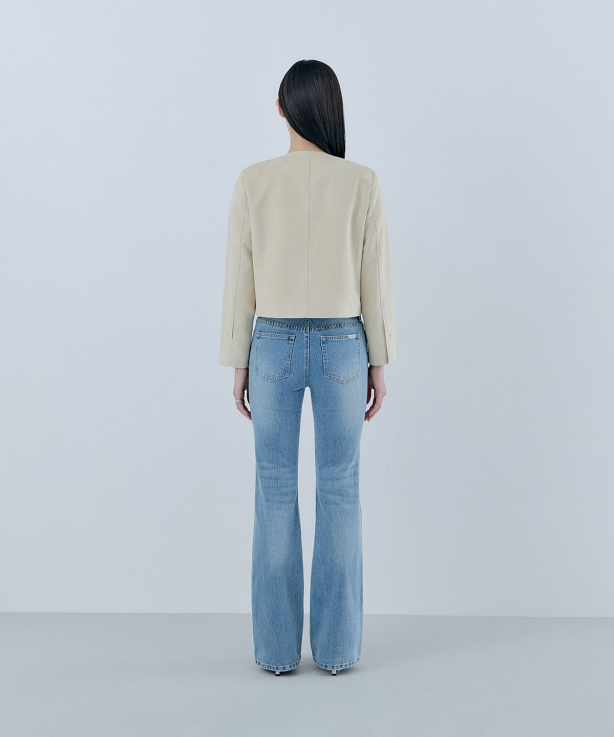 게스(GUESS) 1color LBL톤 부츠컷 데님 OQ1D5002