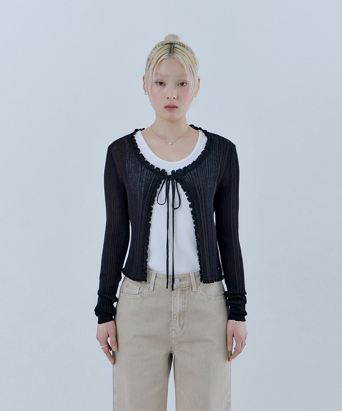게스(GUESS) 2color 리본 여밈 포인트 시스루 가디건 OQ2S5780