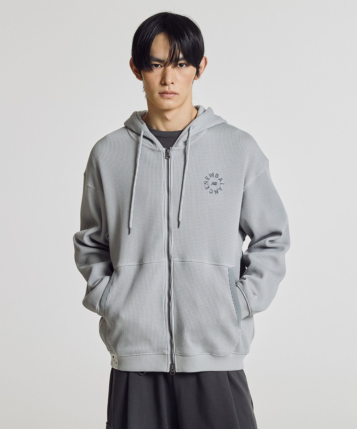 뉴발란스(NEW BALANCE) NBMDG21323 / UNI 740 Shifted 와플 후드집업 (GRAY)