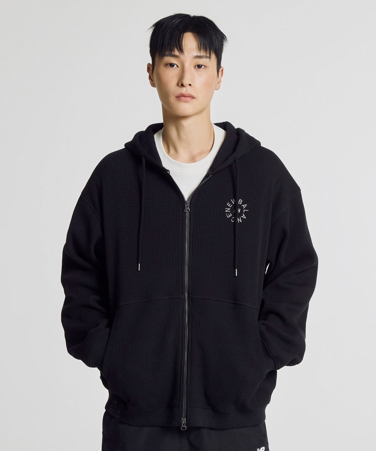 뉴발란스(NEW BALANCE) NBMDG21323 / UNI 740 Shifted 와플 후드집업 (BLACK)
